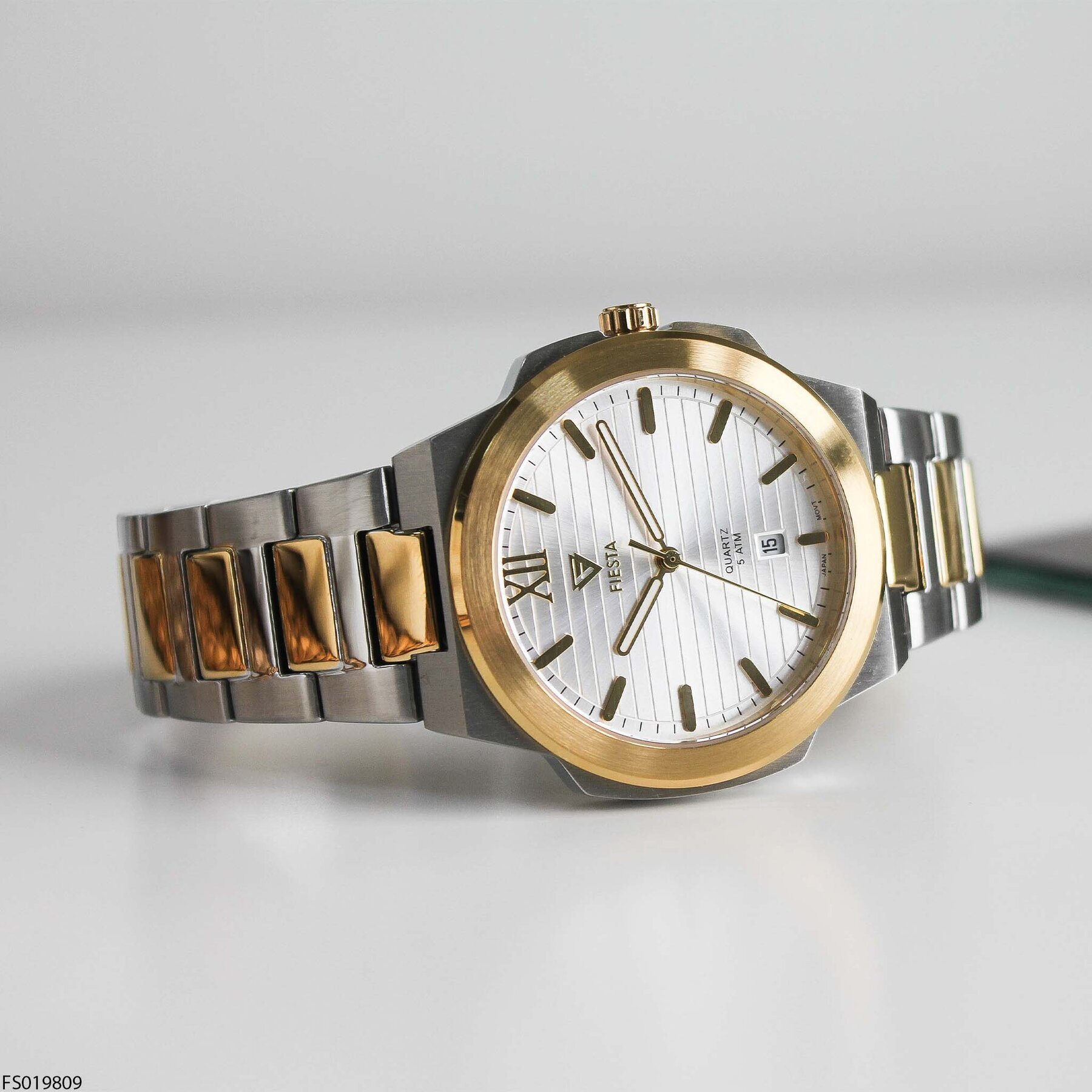 Fiesta FS019809 Çelik Kordonlu Erkek Kol Saati