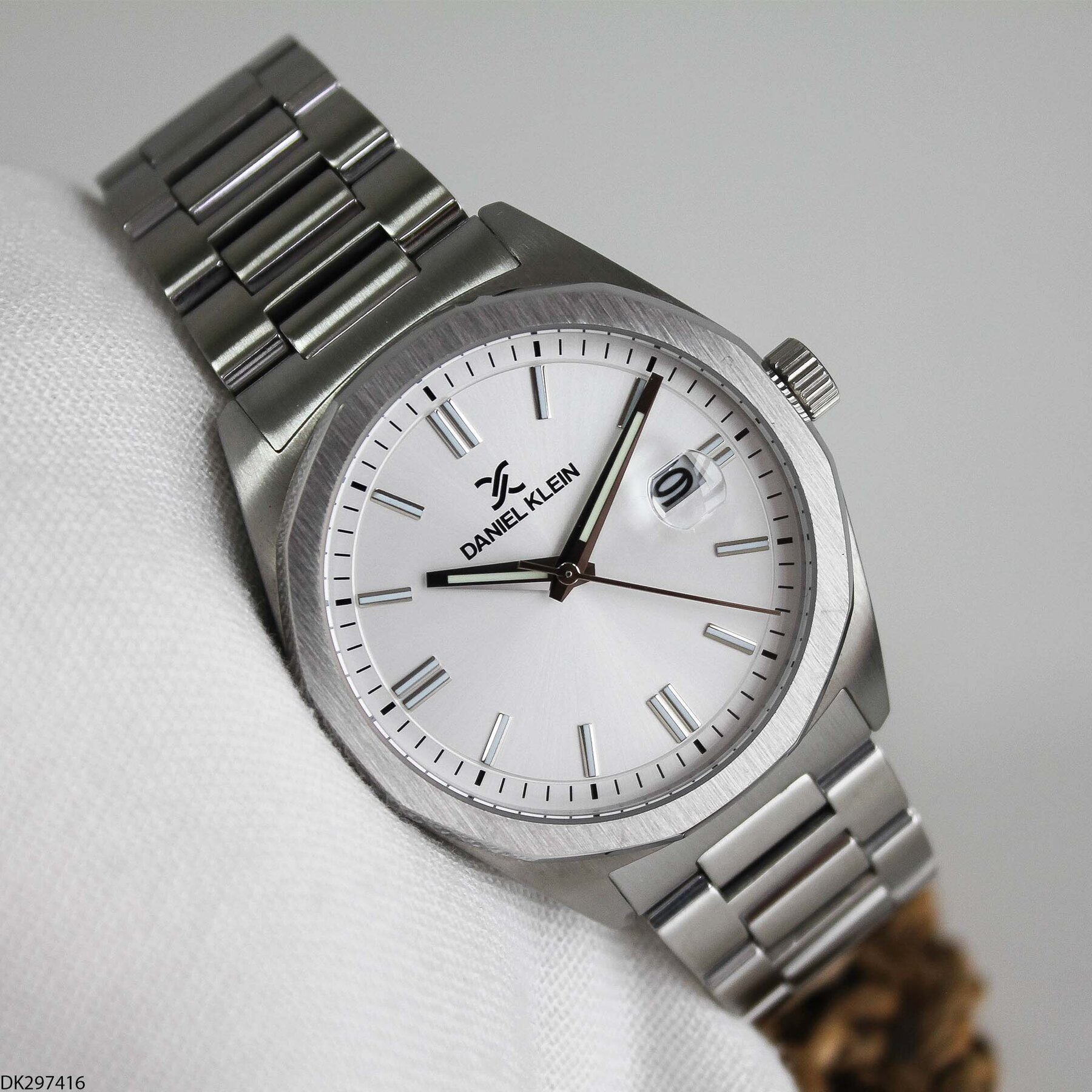 Daniel Klein DK453126 Steel Strap Men Watch