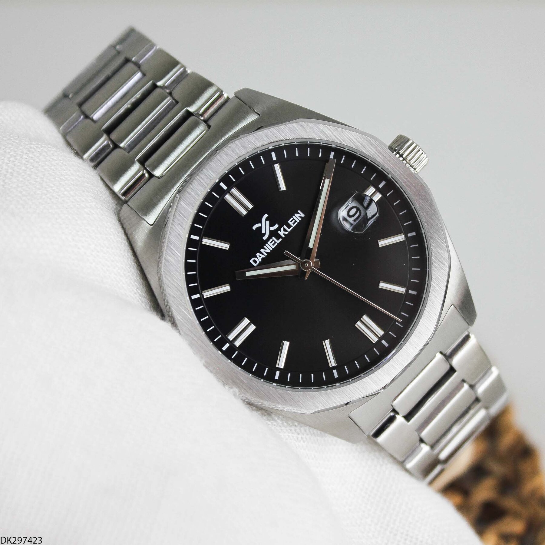 Daniel Klein DK453126 Steel Strap Men Watch