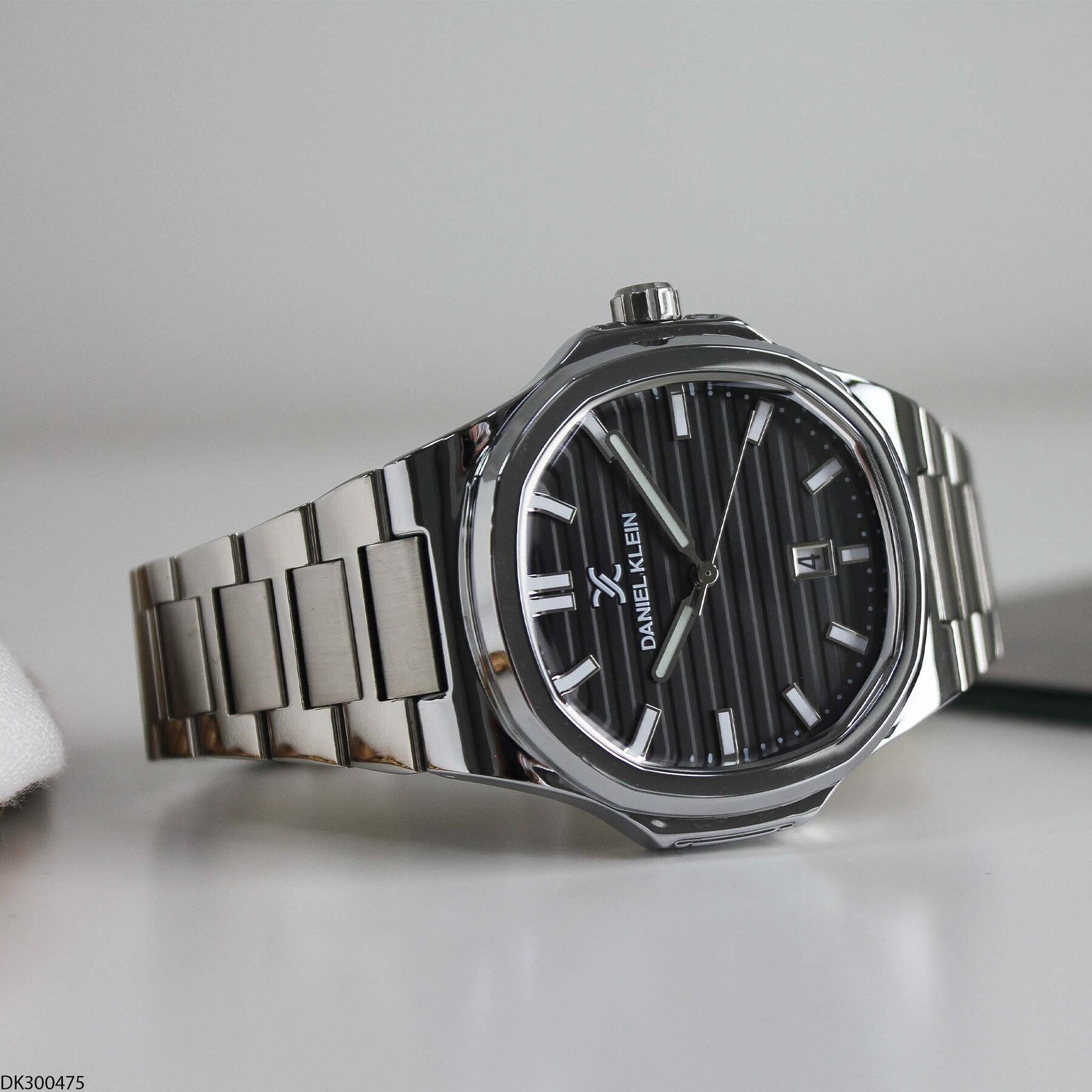 Daniel Klein DK453126 Steel Strap Men Watch
