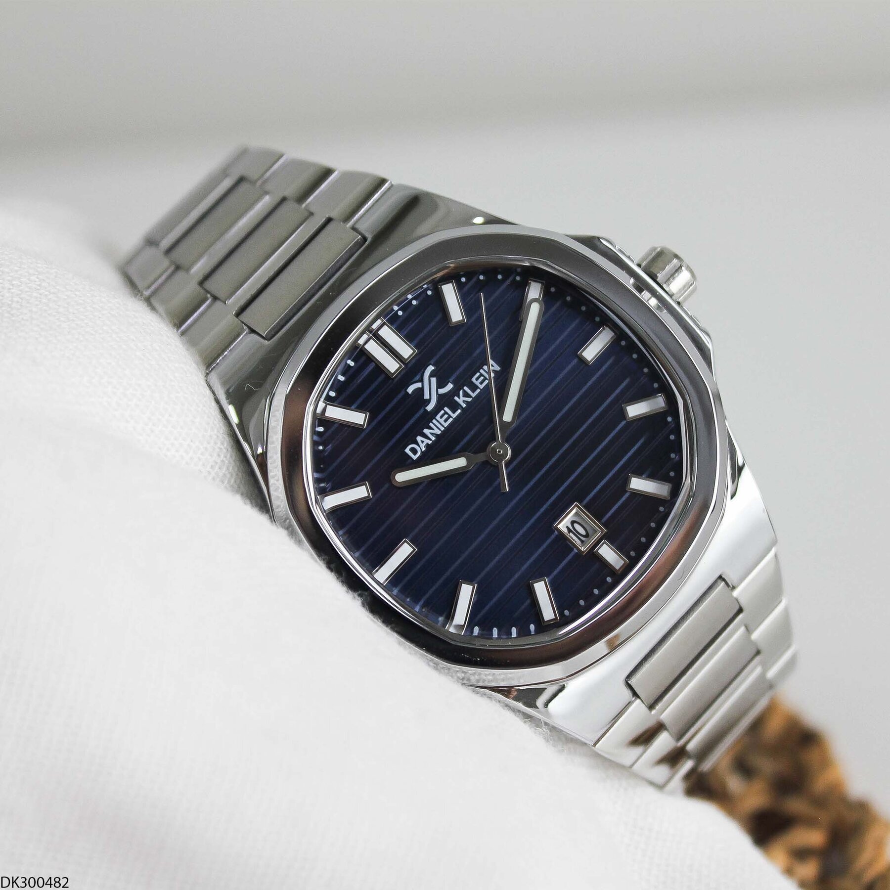 Daniel Klein DK453126 Steel Strap Men Watch