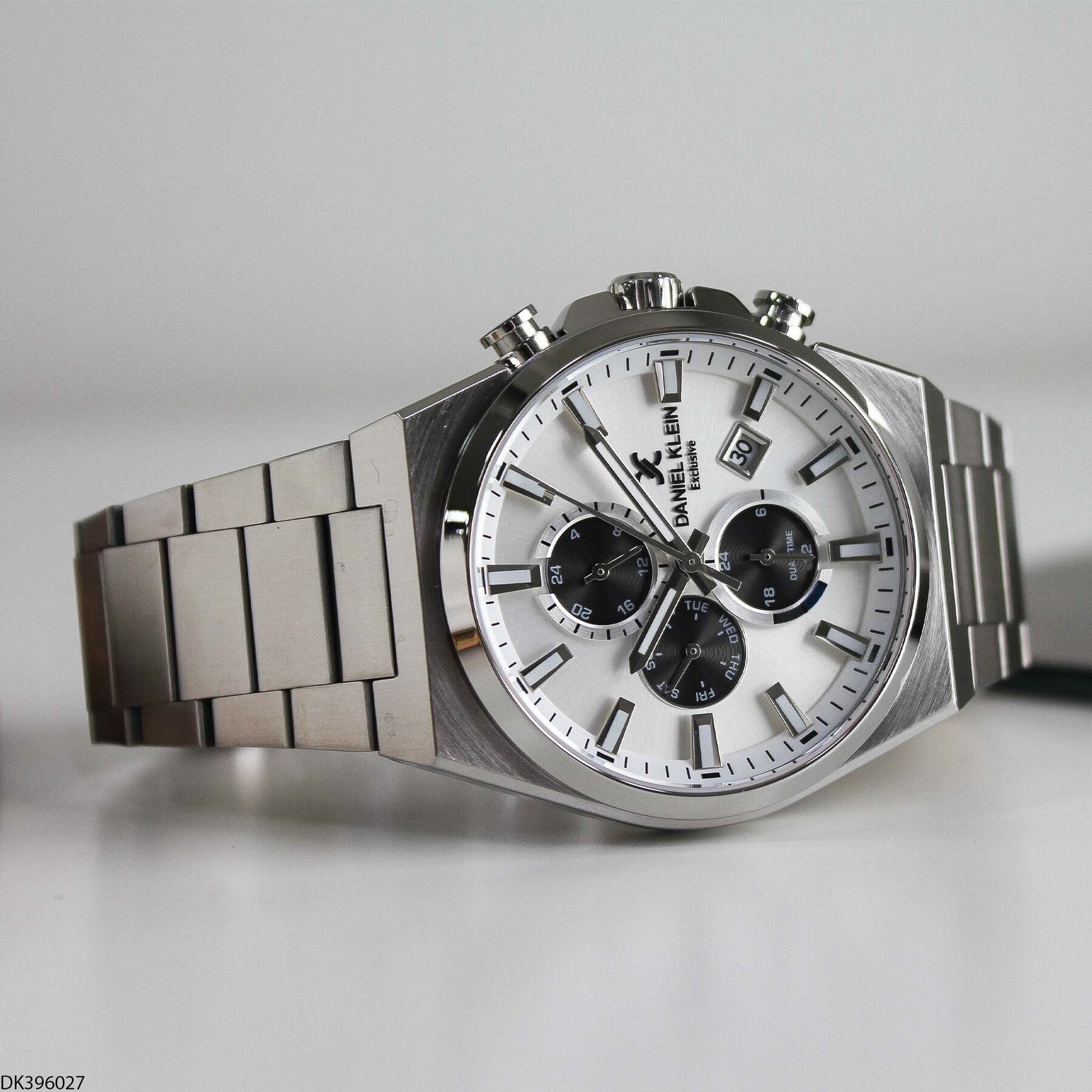 Daniel Klein DK453126 Steel Strap Men Watch