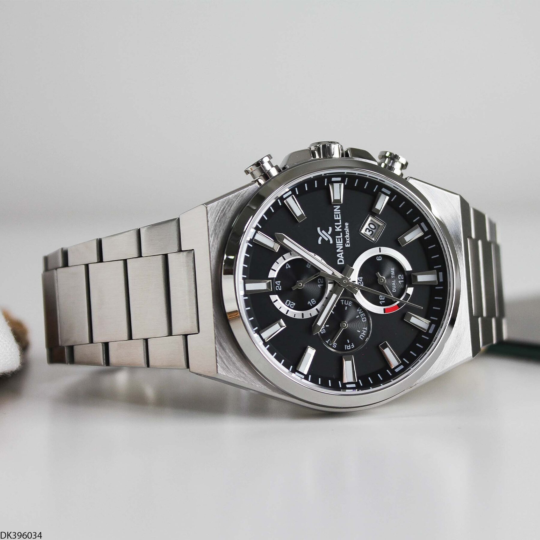 Daniel Klein DK453126 Steel Strap Men Watch