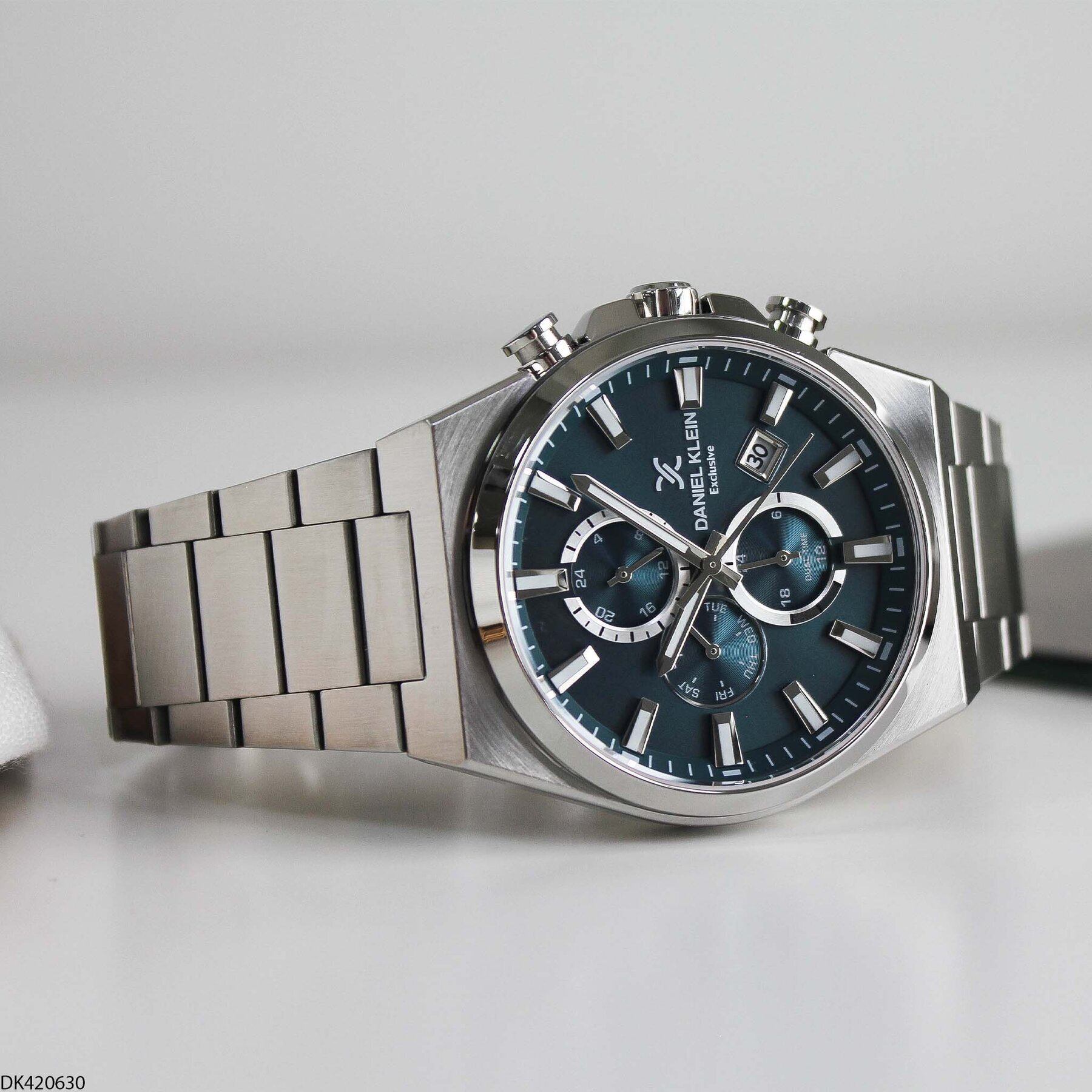 Daniel Klein DK453126 Steel Strap Men Watch