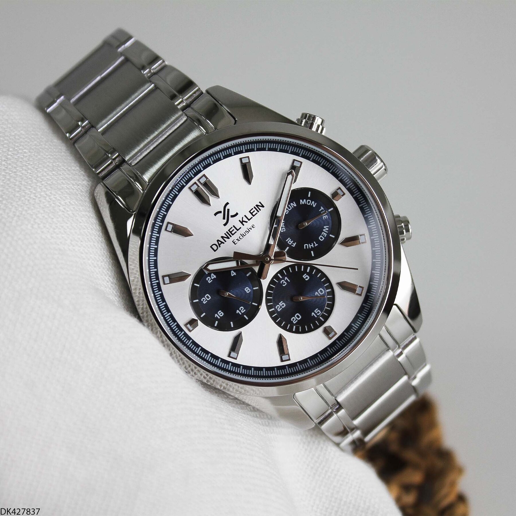 Daniel Klein DK453126 Steel Strap Men Watch
