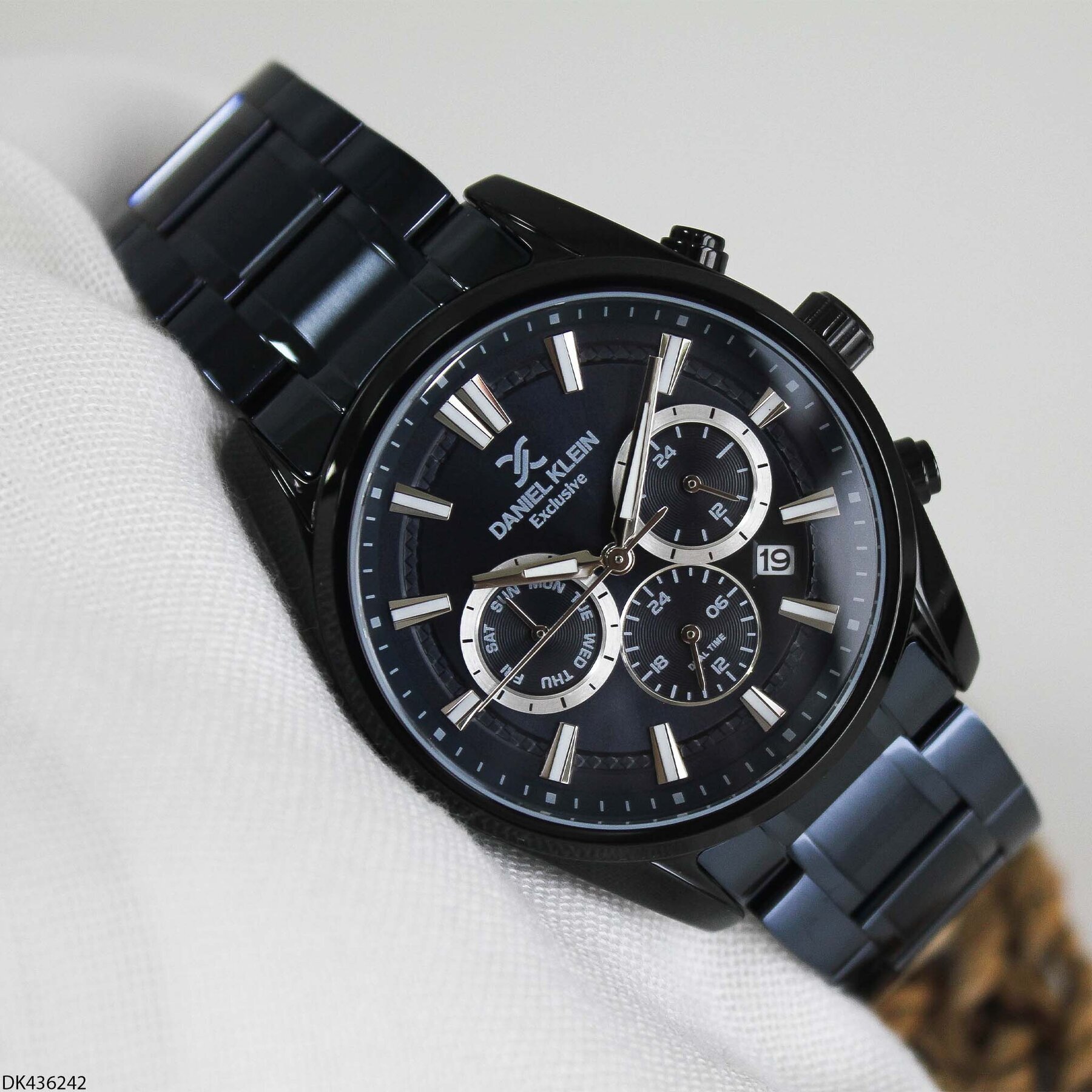 Daniel Klein DK453126 Steel Strap Men Watch