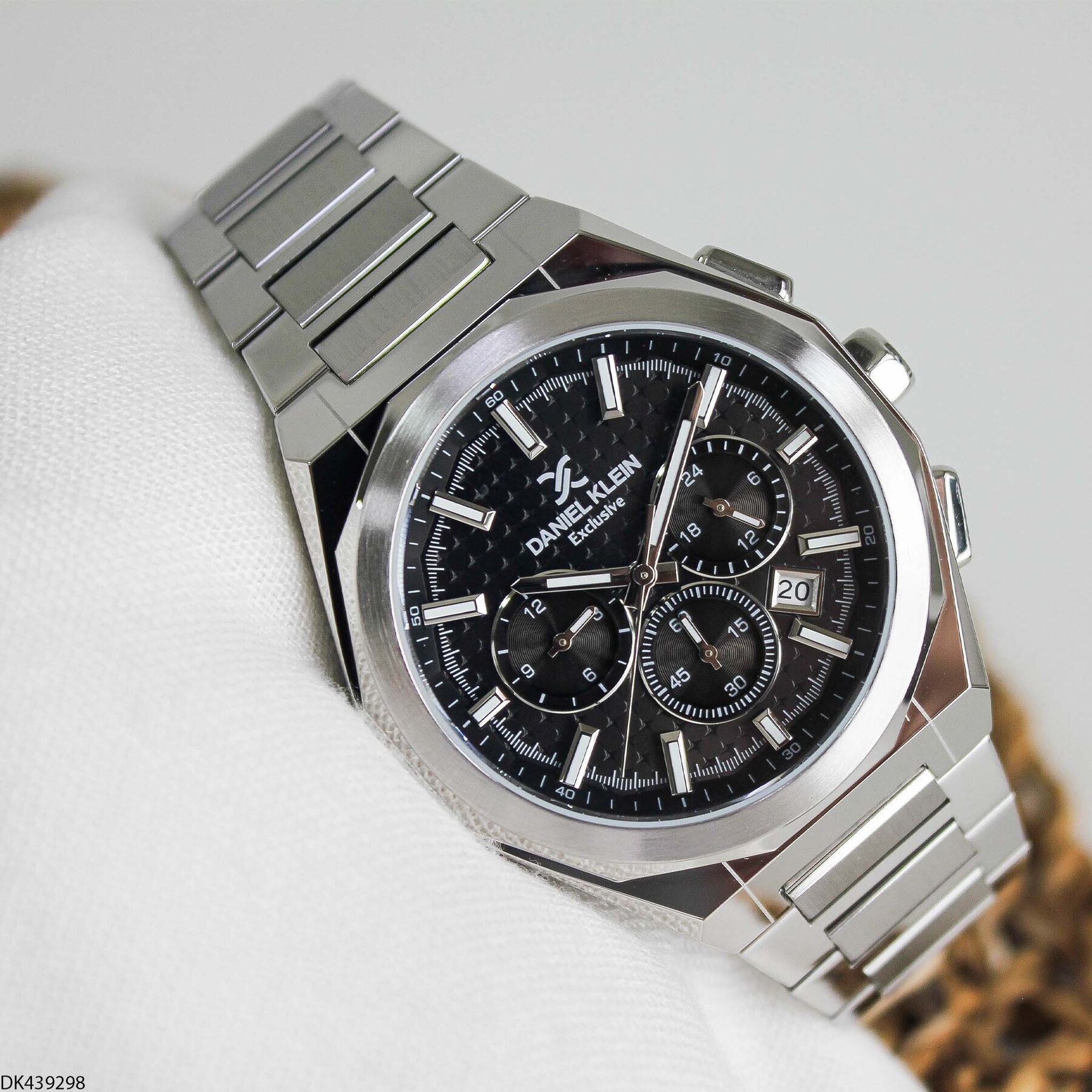 Daniel Klein DK453126 Steel Strap Men Watch