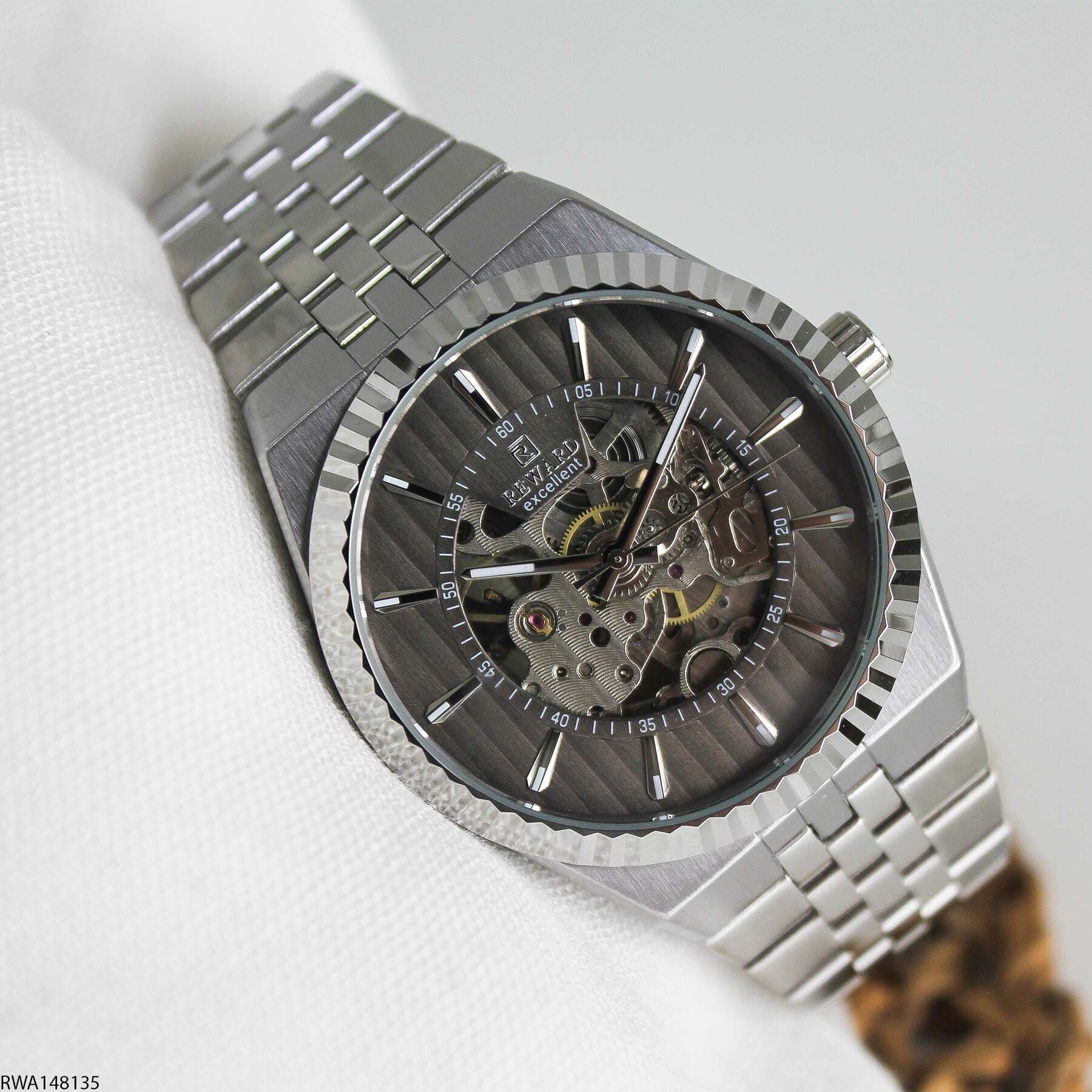 Reward RWA147154 Steel Strap Men Watch