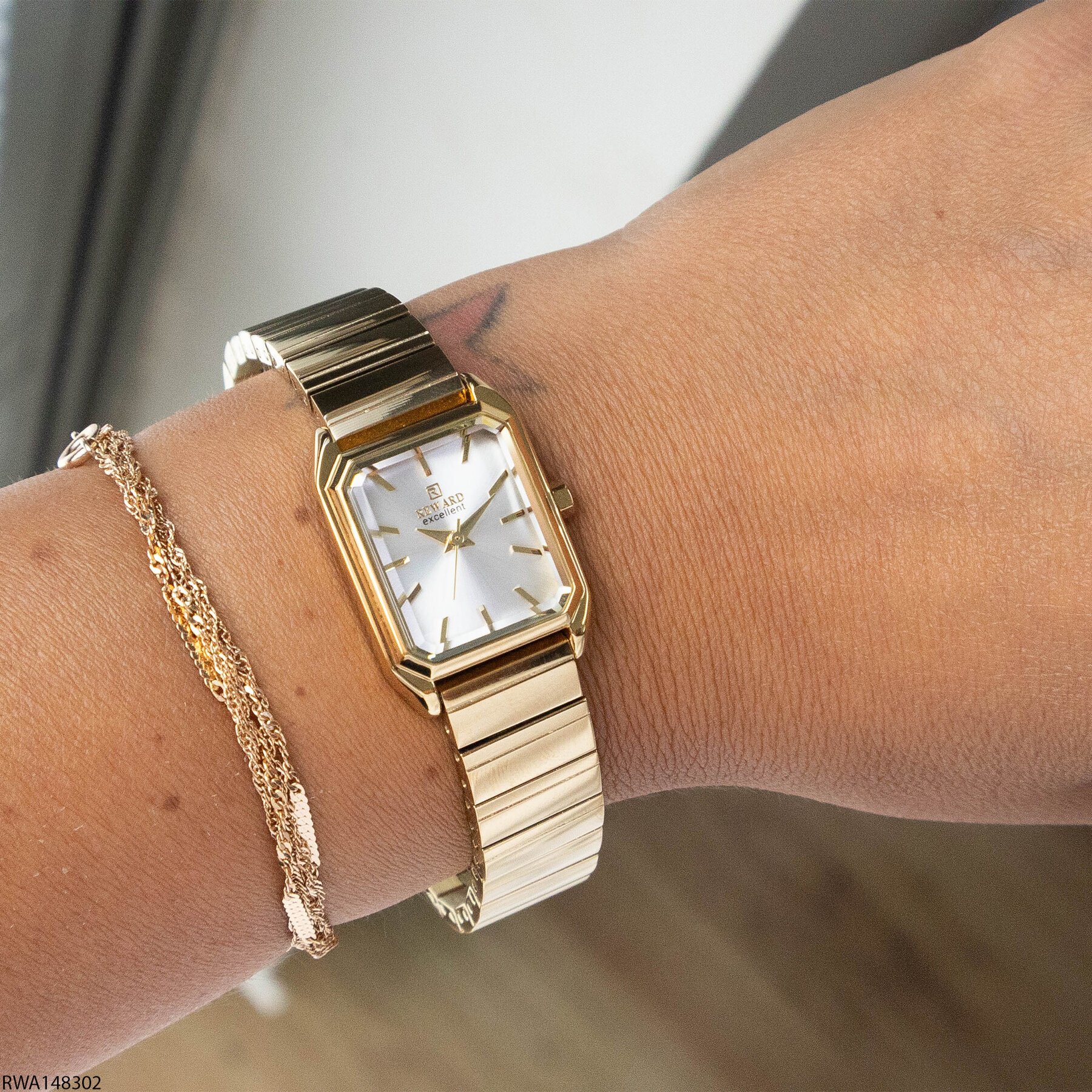 Reward RWA146964 Steel Strap Women Watch