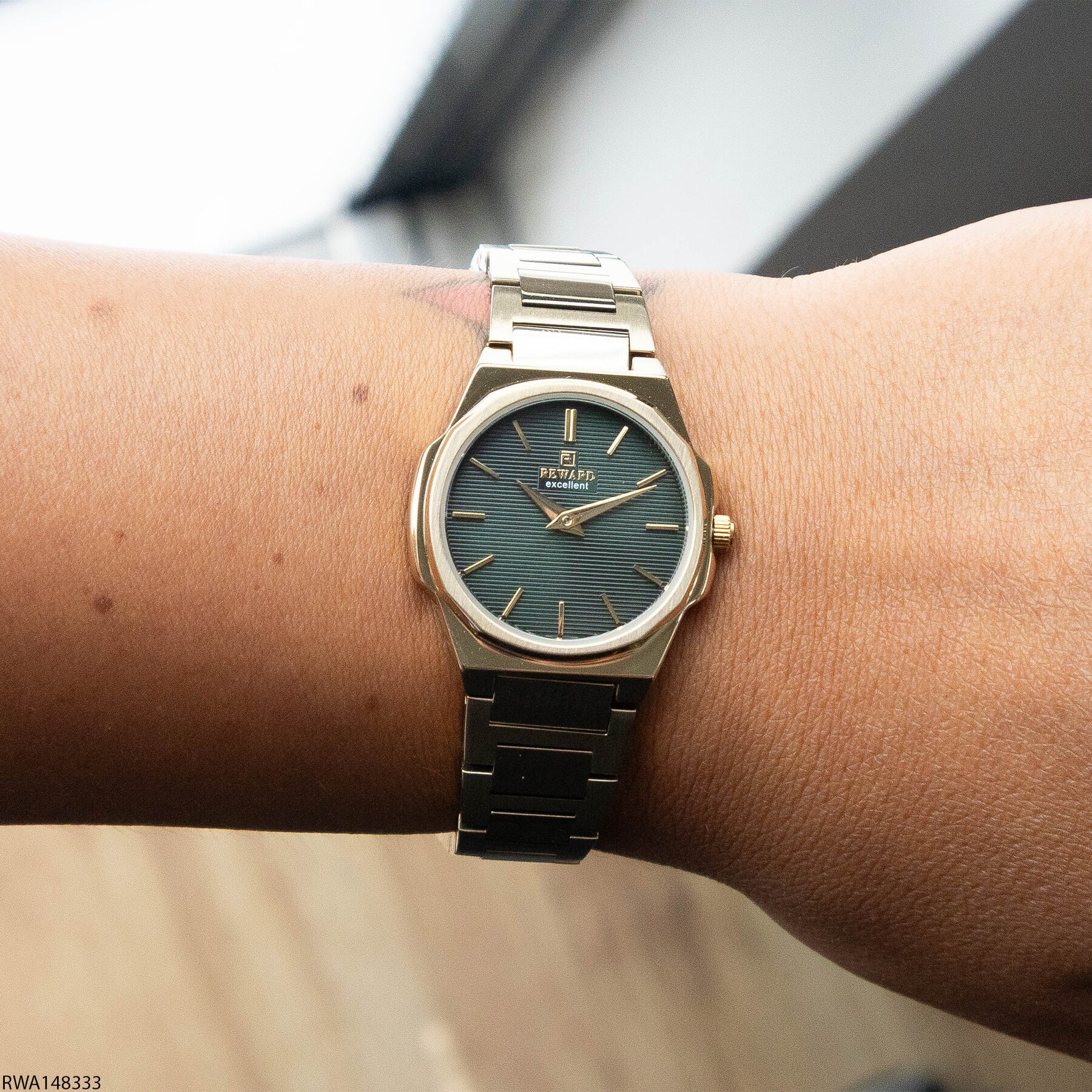 Reward RWA146964 Steel Strap Women Watch