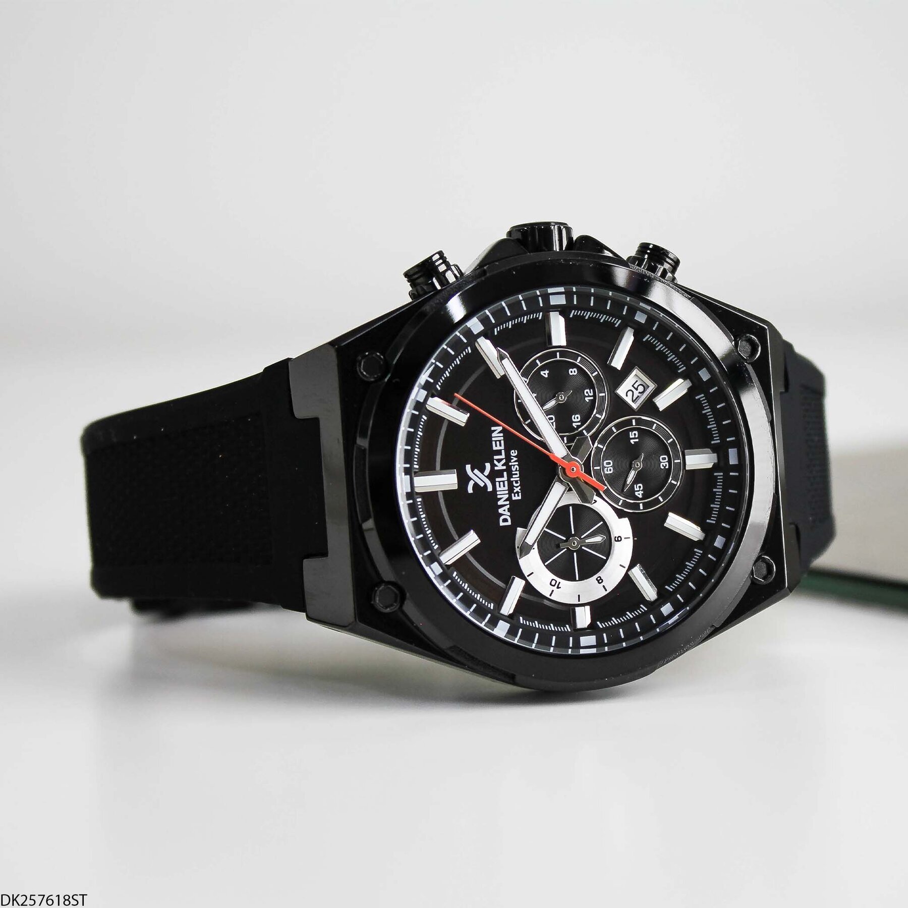 Daniel Klein DK453126 Steel Strap Men Watch