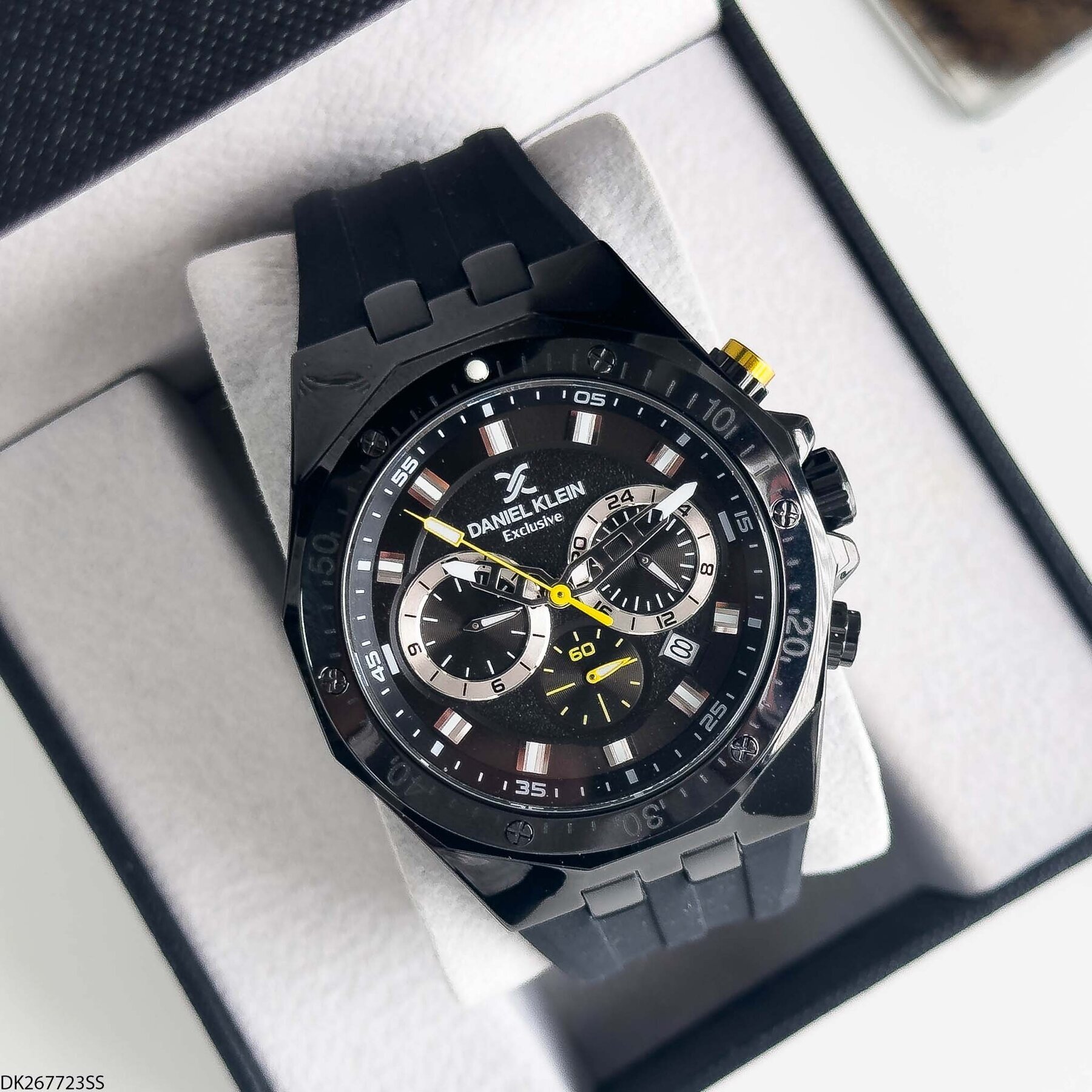Daniel Klein DK453126 Steel Strap Men Watch