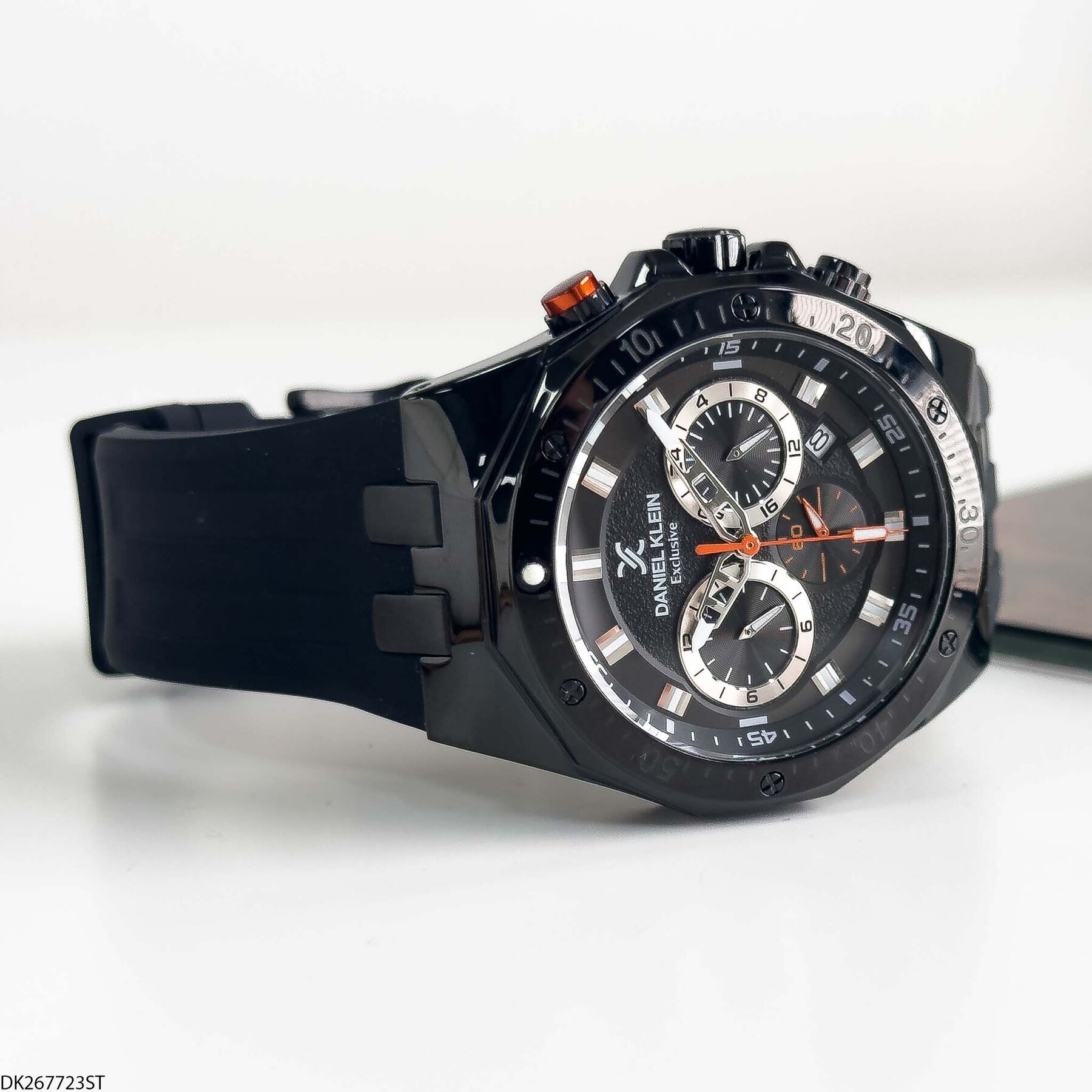 Daniel Klein DK453126 Steel Strap Men Watch