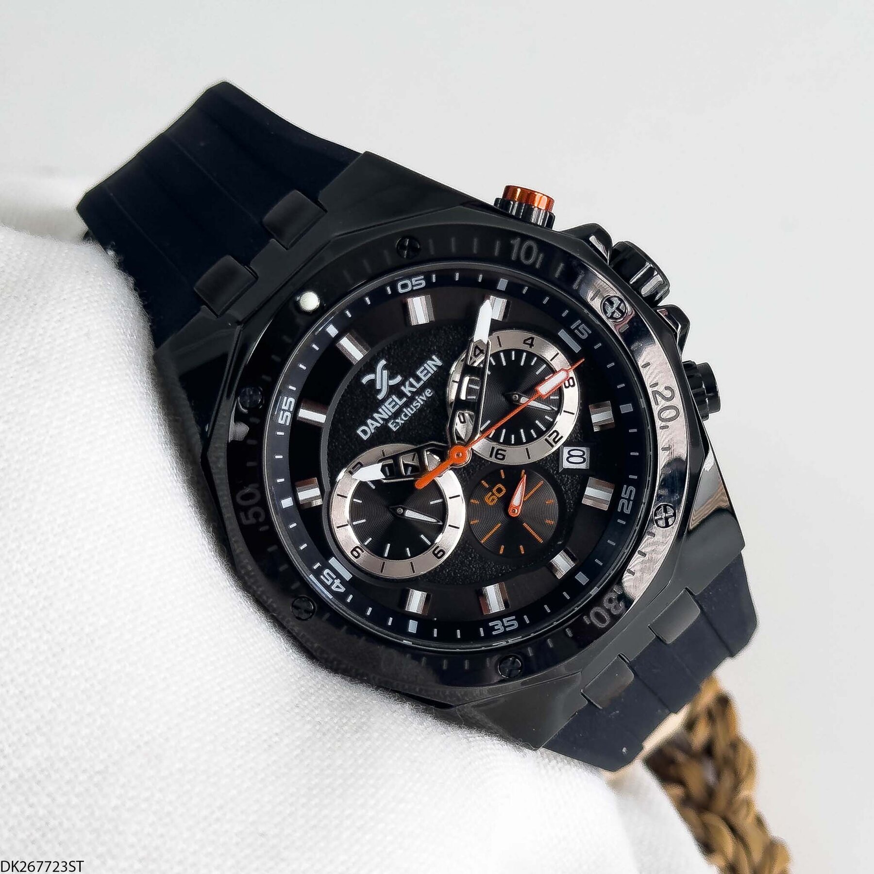 Daniel Klein DK453126 Steel Strap Men Watch