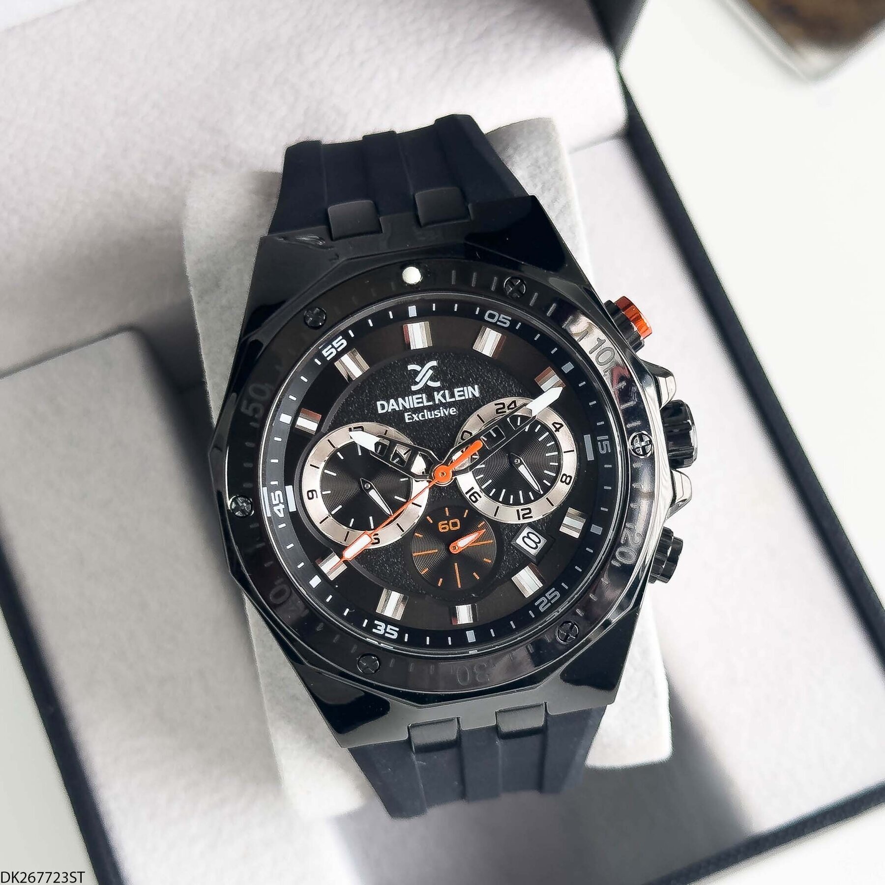 Daniel Klein DK453126 Steel Strap Men Watch