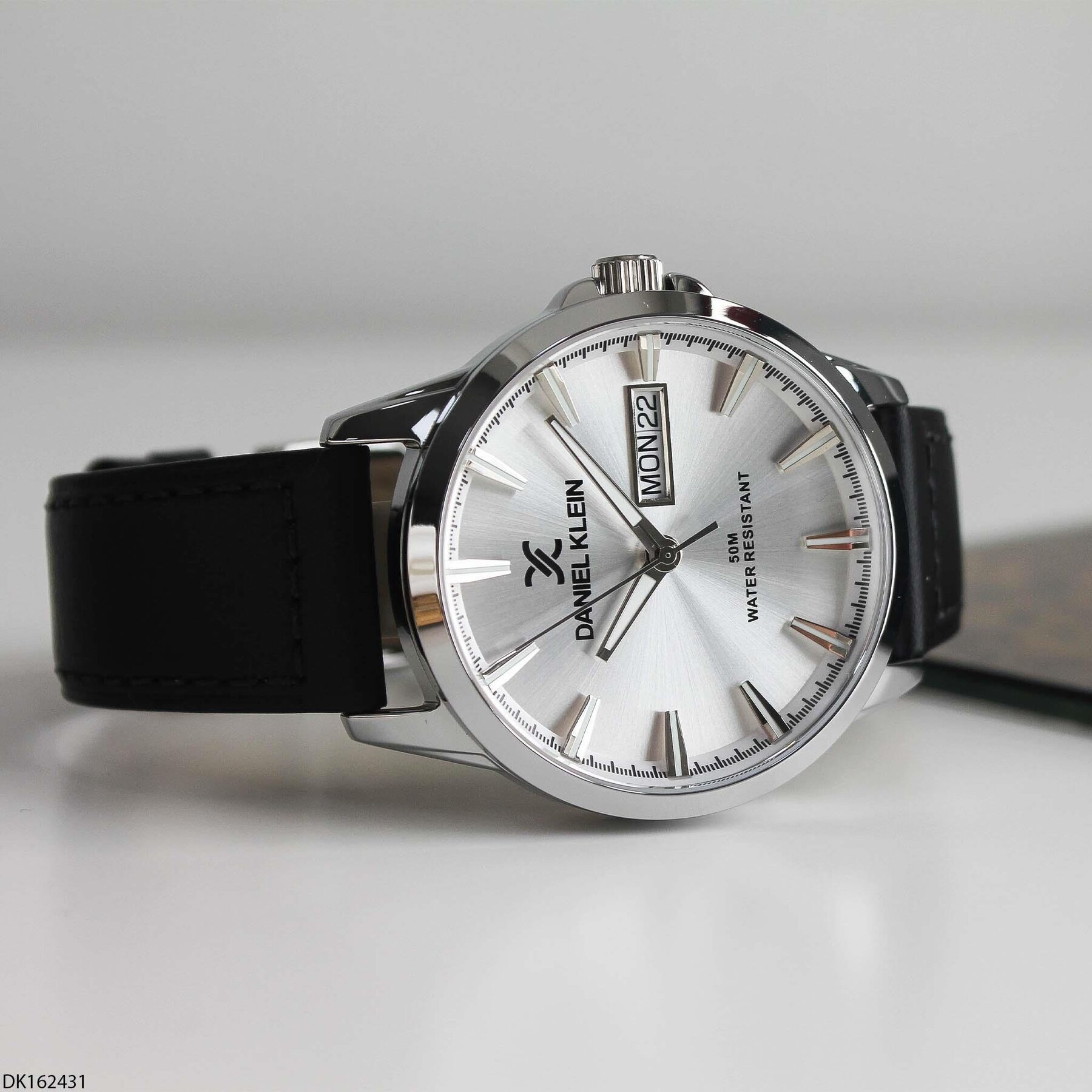 Daniel Klein DK162431 Leather Strap Men Watch