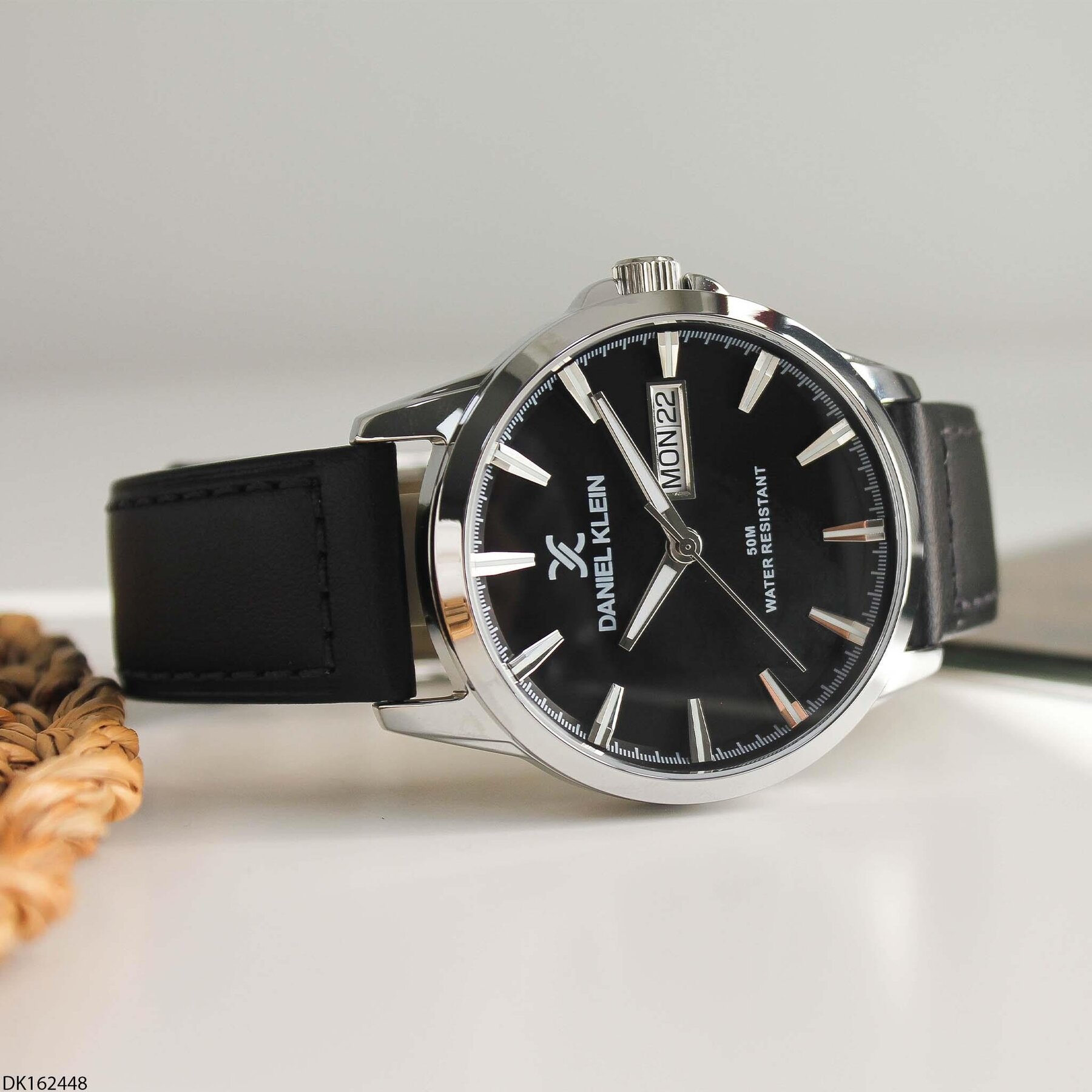 Daniel Klein DK162448 Deri Kordonlu Erkek Kol Saati