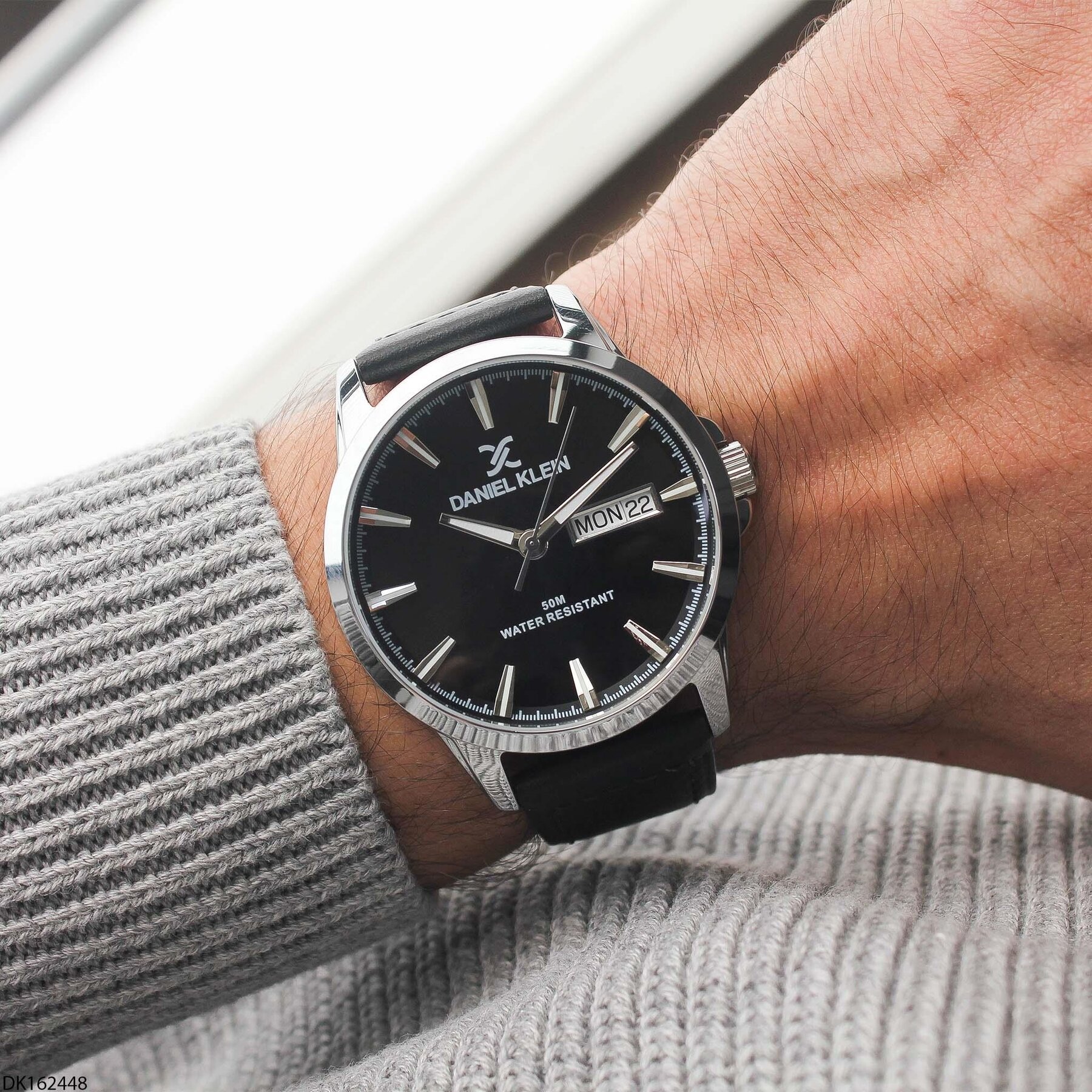 Daniel Klein DK162448 Deri Kordonlu Erkek Kol Saati