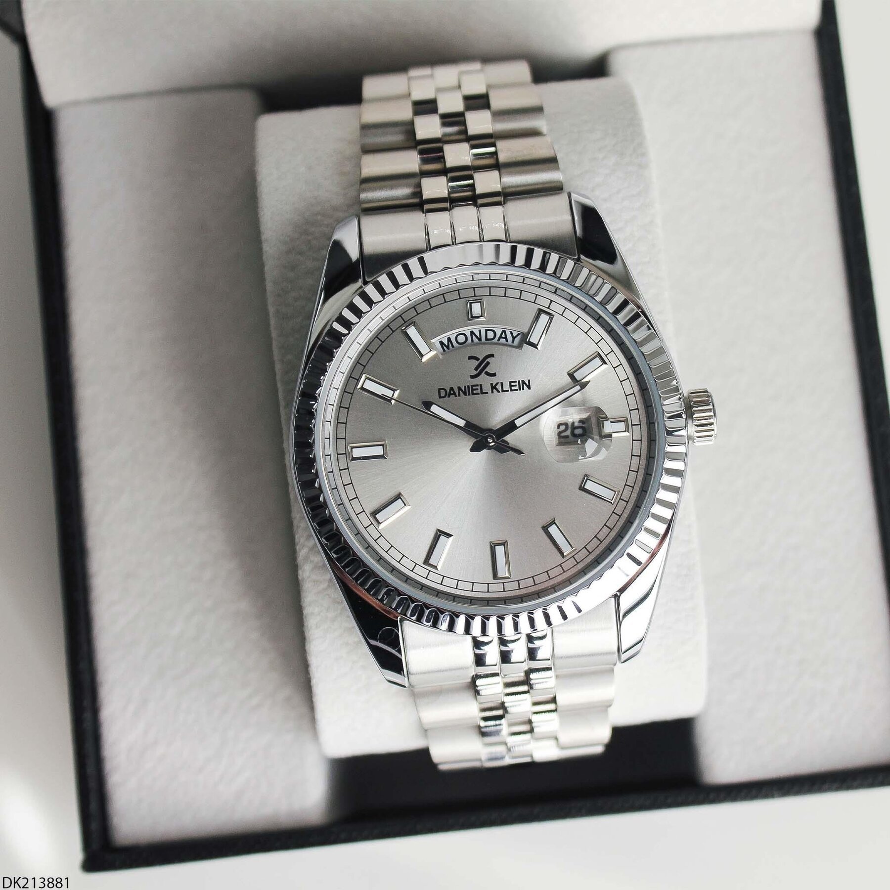 Daniel Klein DK213881 Steel Strap Men Watch