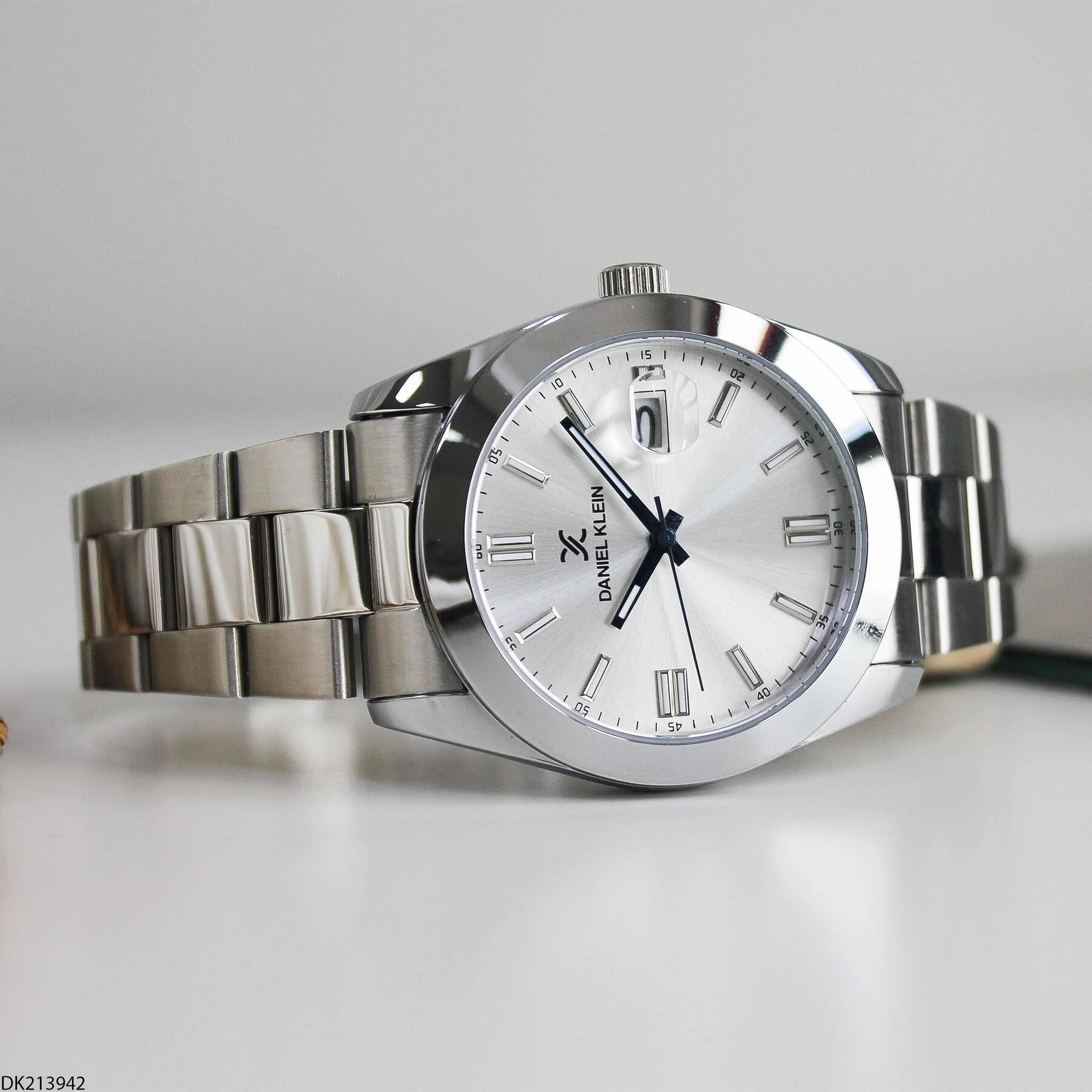 Daniel Klein DK213942 Steel Strap Men Watch