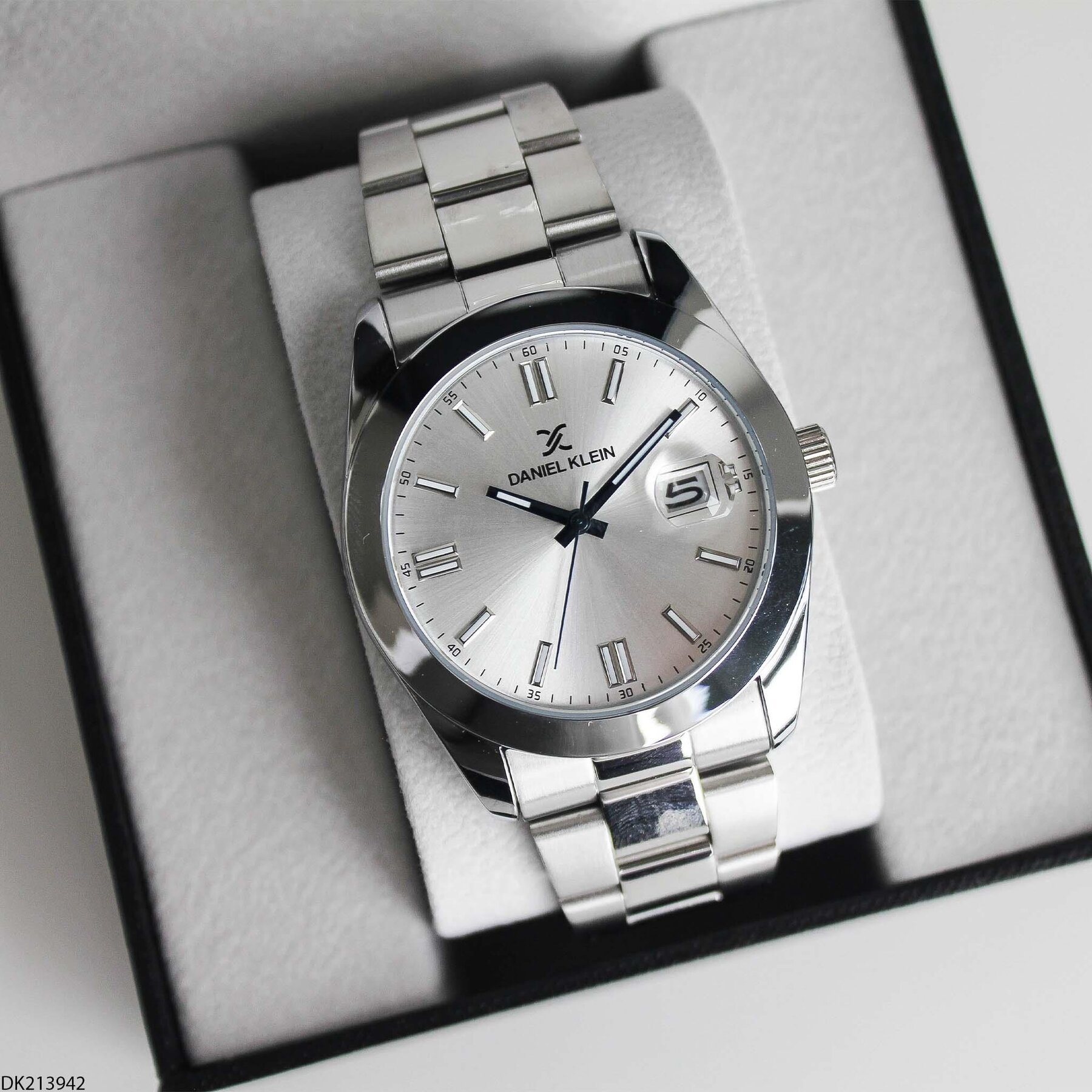 Daniel Klein DK213942 Steel Strap Men Watch