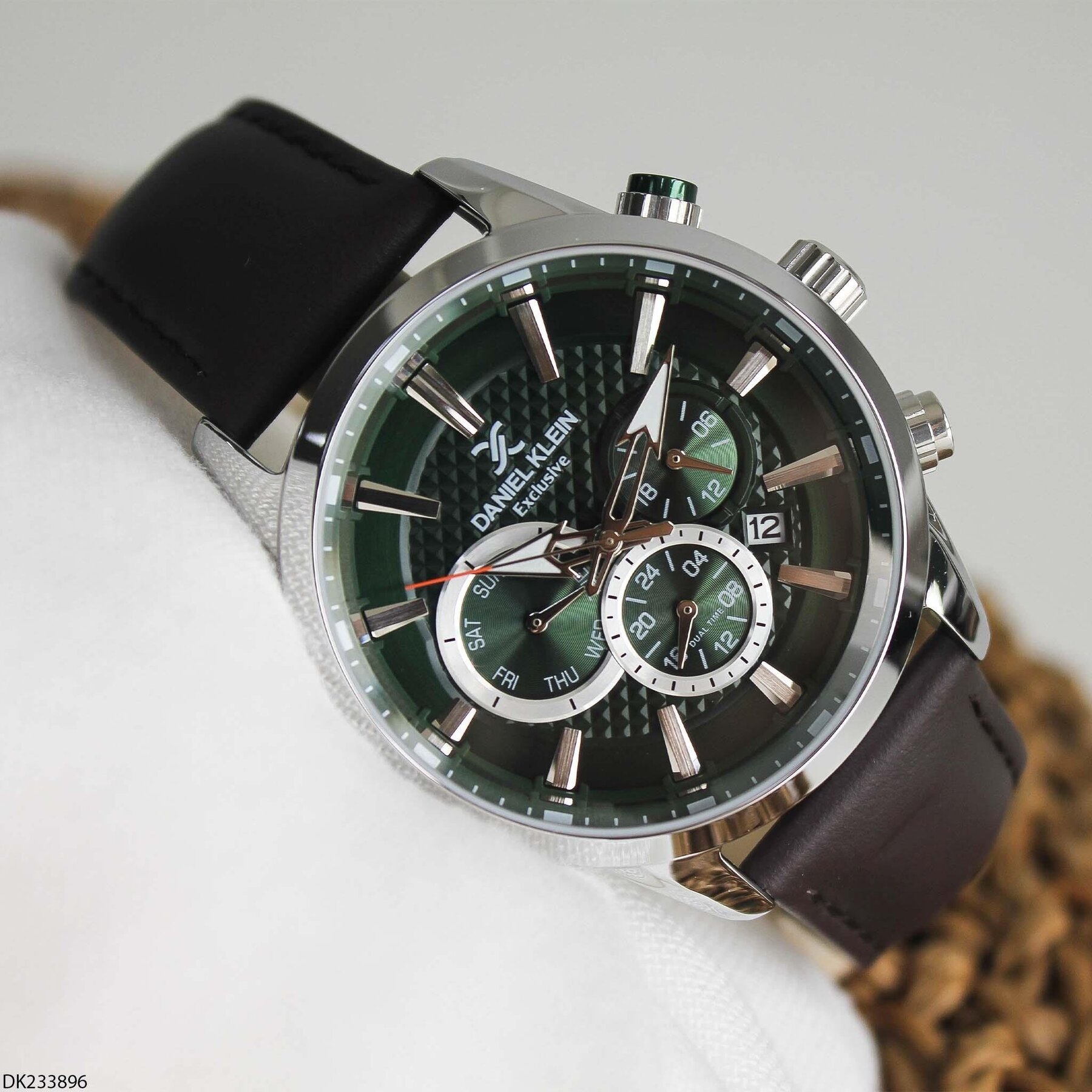 Daniel Klein DK233896 Deri Kordonlu Erkek Kol Saati