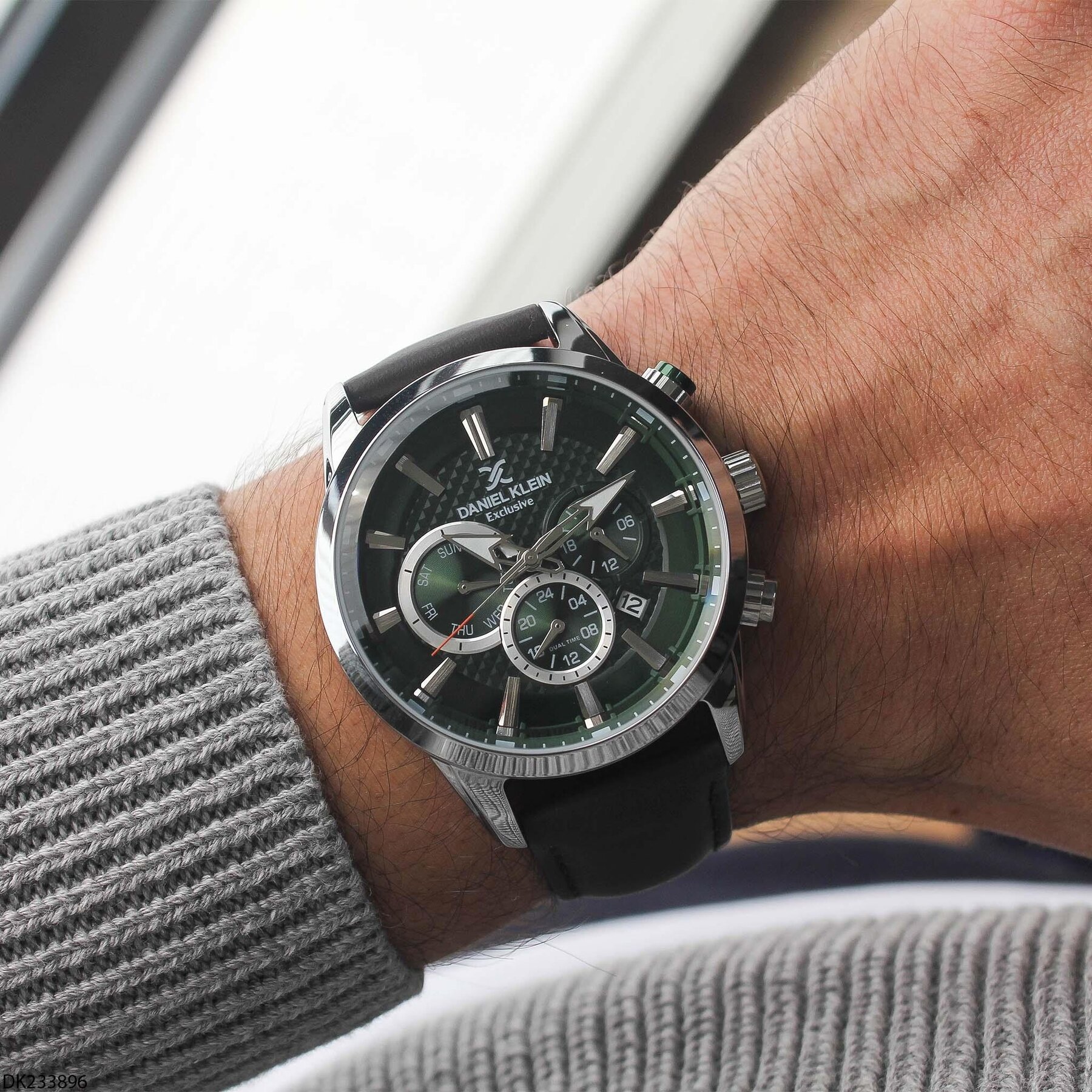 Daniel Klein DK233896 Deri Kordonlu Erkek Kol Saati