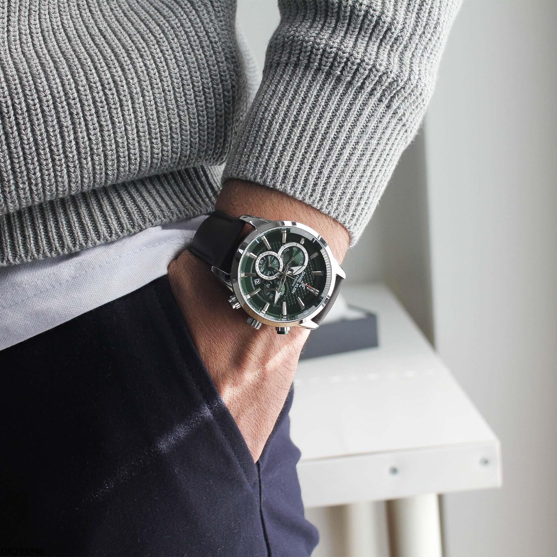 Daniel Klein DK233896 Deri Kordonlu Erkek Kol Saati