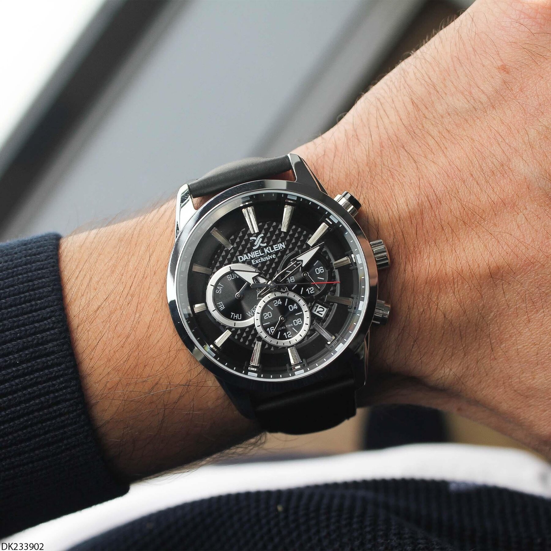 Daniel Klein DK233902 Deri Kordonlu Erkek Kol Saati