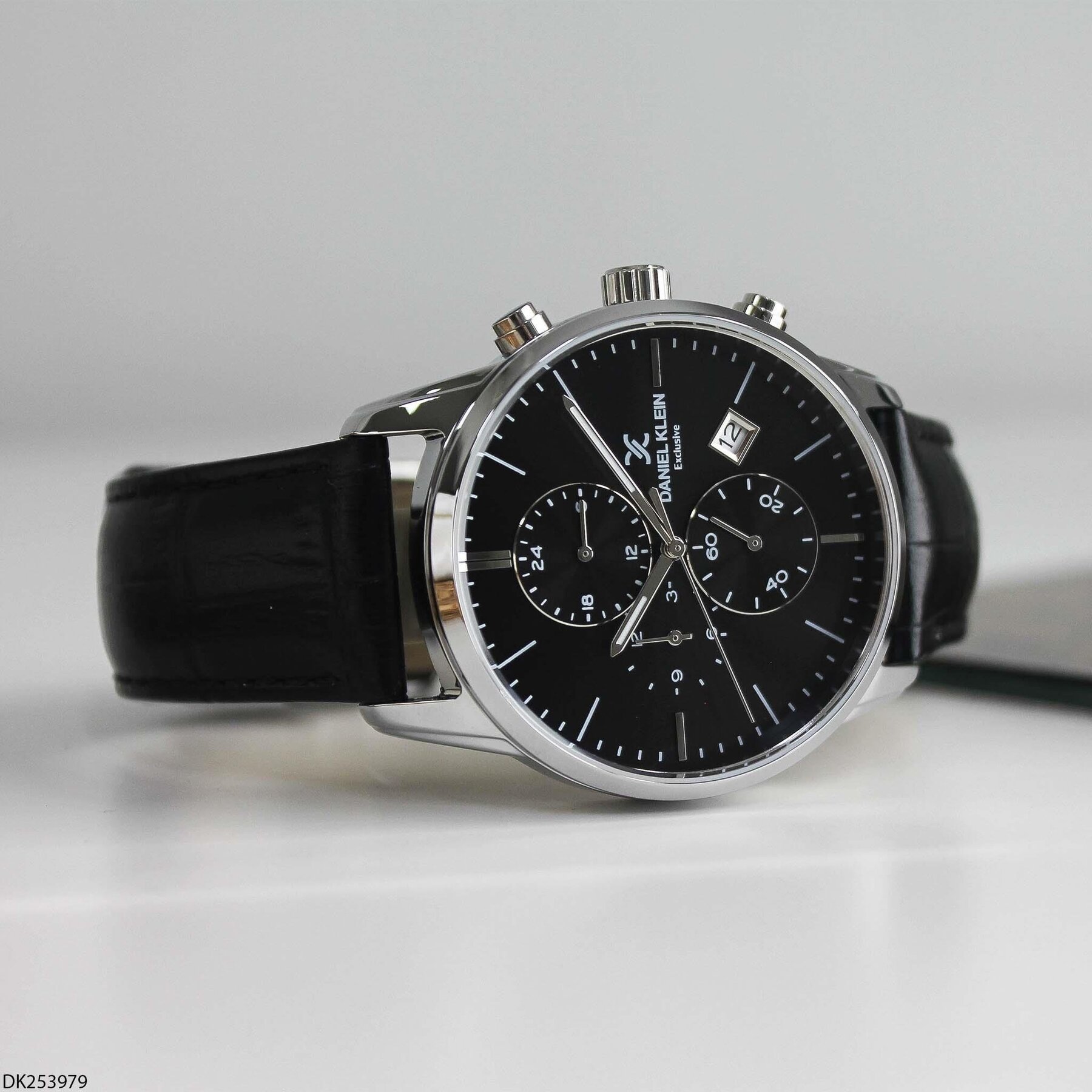 Daniel Klein DK253979 Deri Kordonlu Erkek Kol Saati