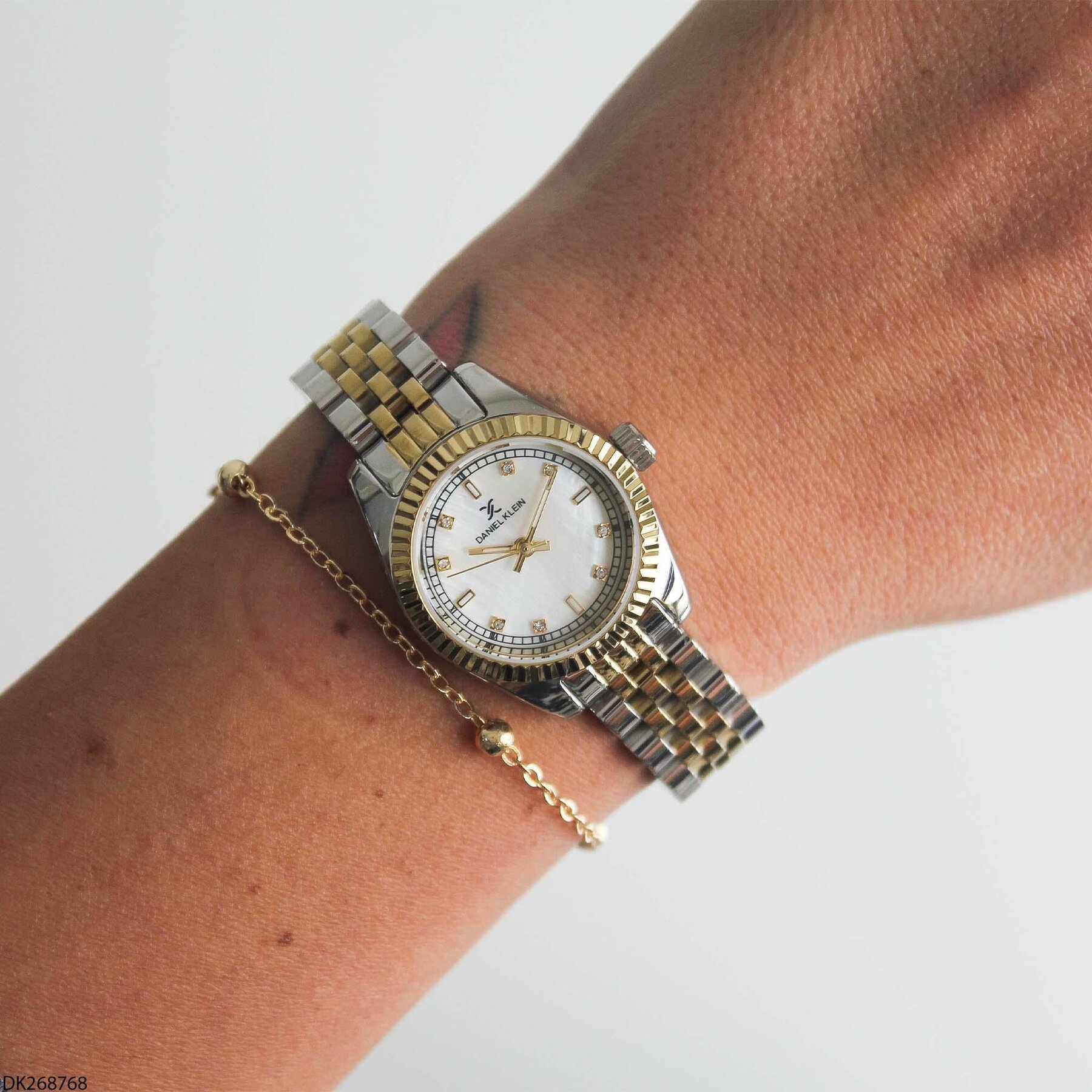 Daniel Klein DK268768 Çelik Kordonlu Kadın Kol Saati