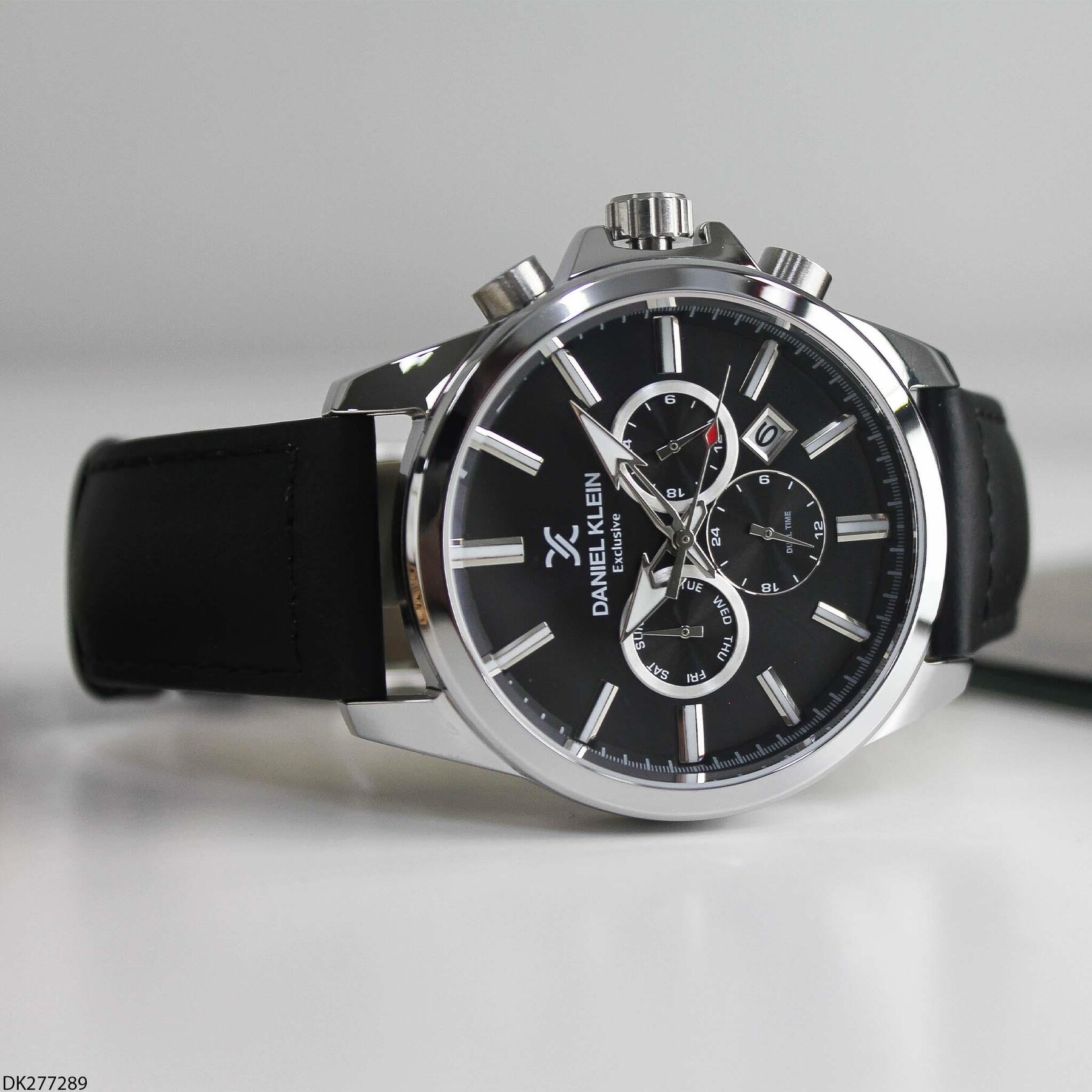 Daniel Klein DK277289 Deri Kordonlu Erkek Kol Saati