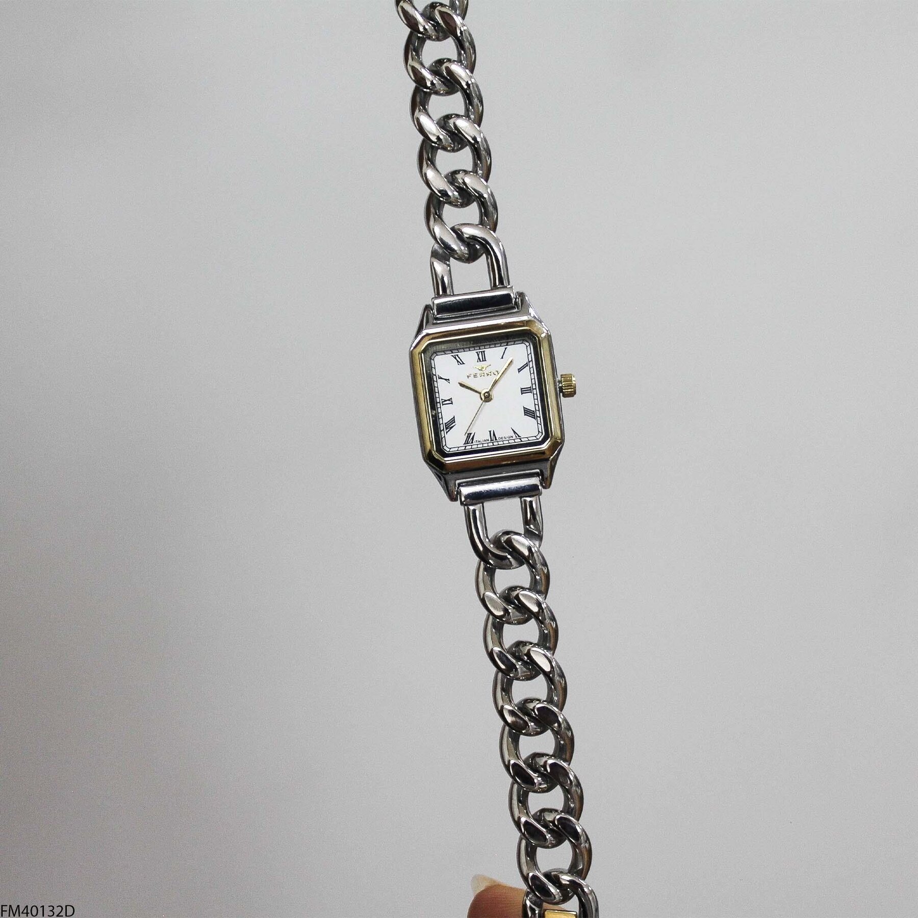 Ferro FM40132D Çelik Kordonlu Kadın Kol Saati