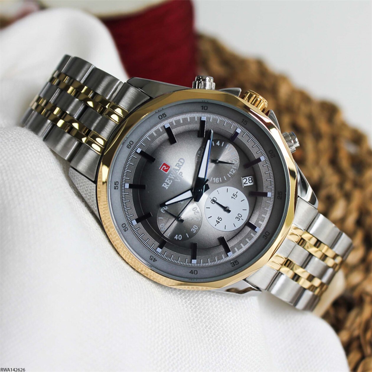 Reward RWA142626 VIP Erkek Kol Saati