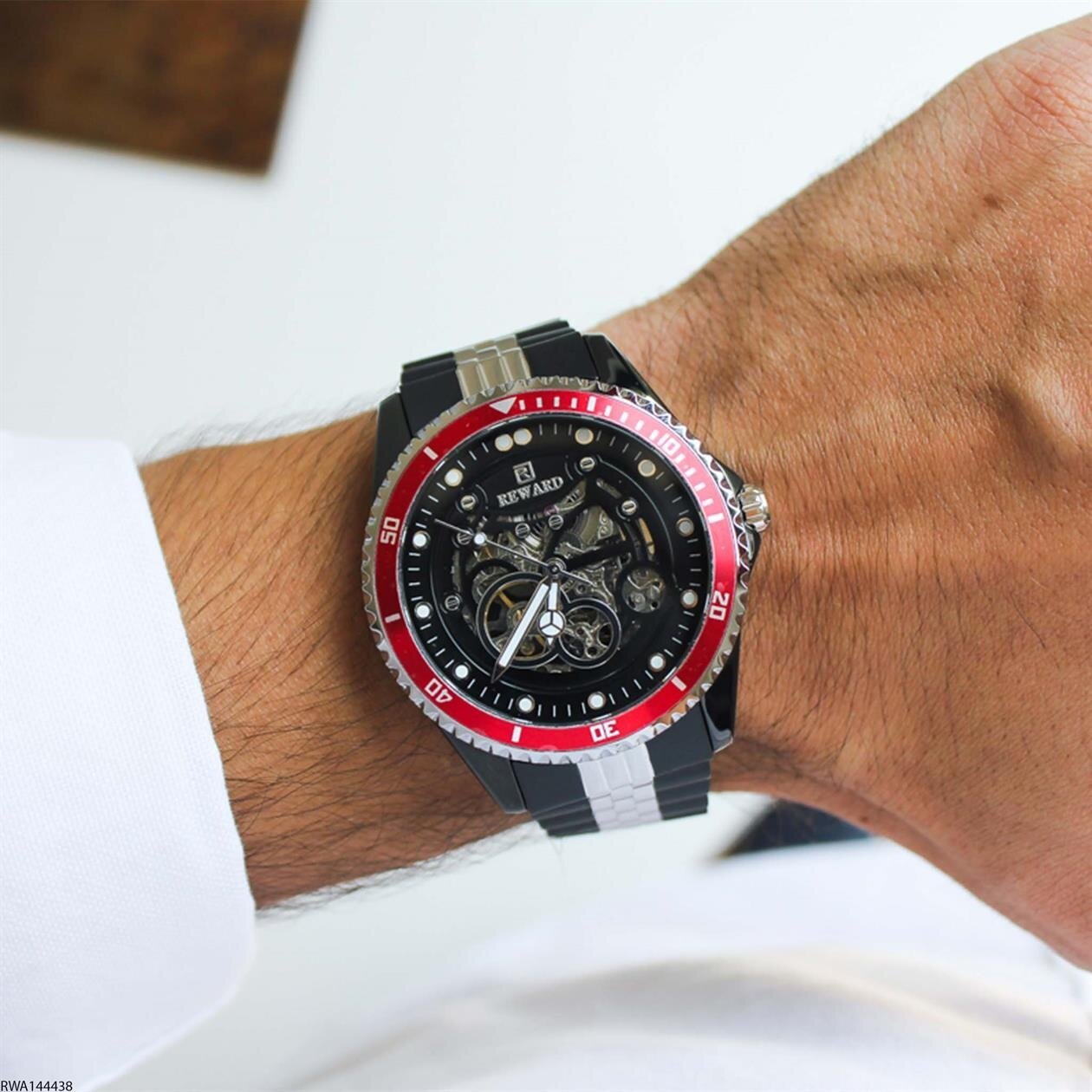 Reward RWA144438 VIP Erkek Kol Saati