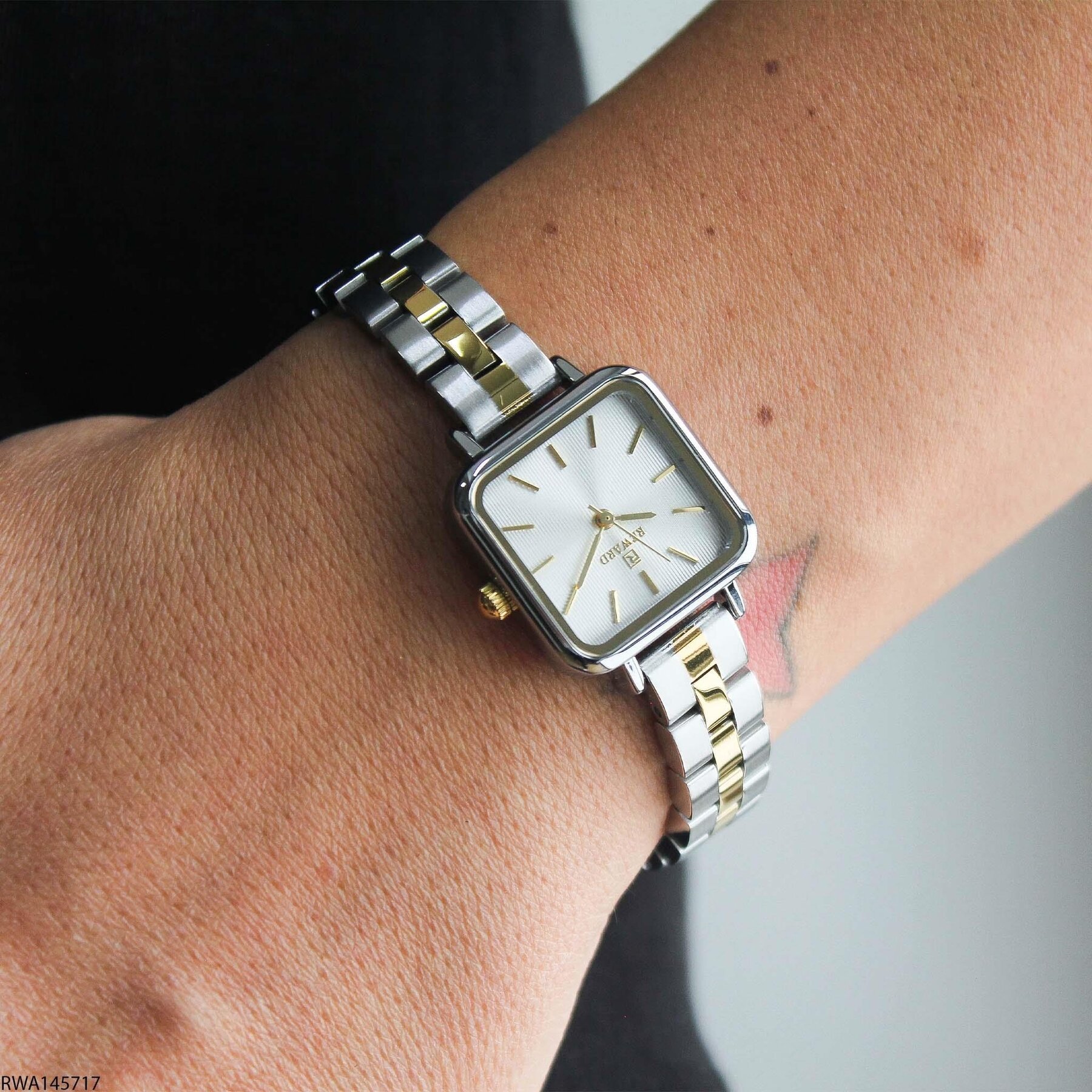 Reward RWA145717 Steel Strap Women Watch