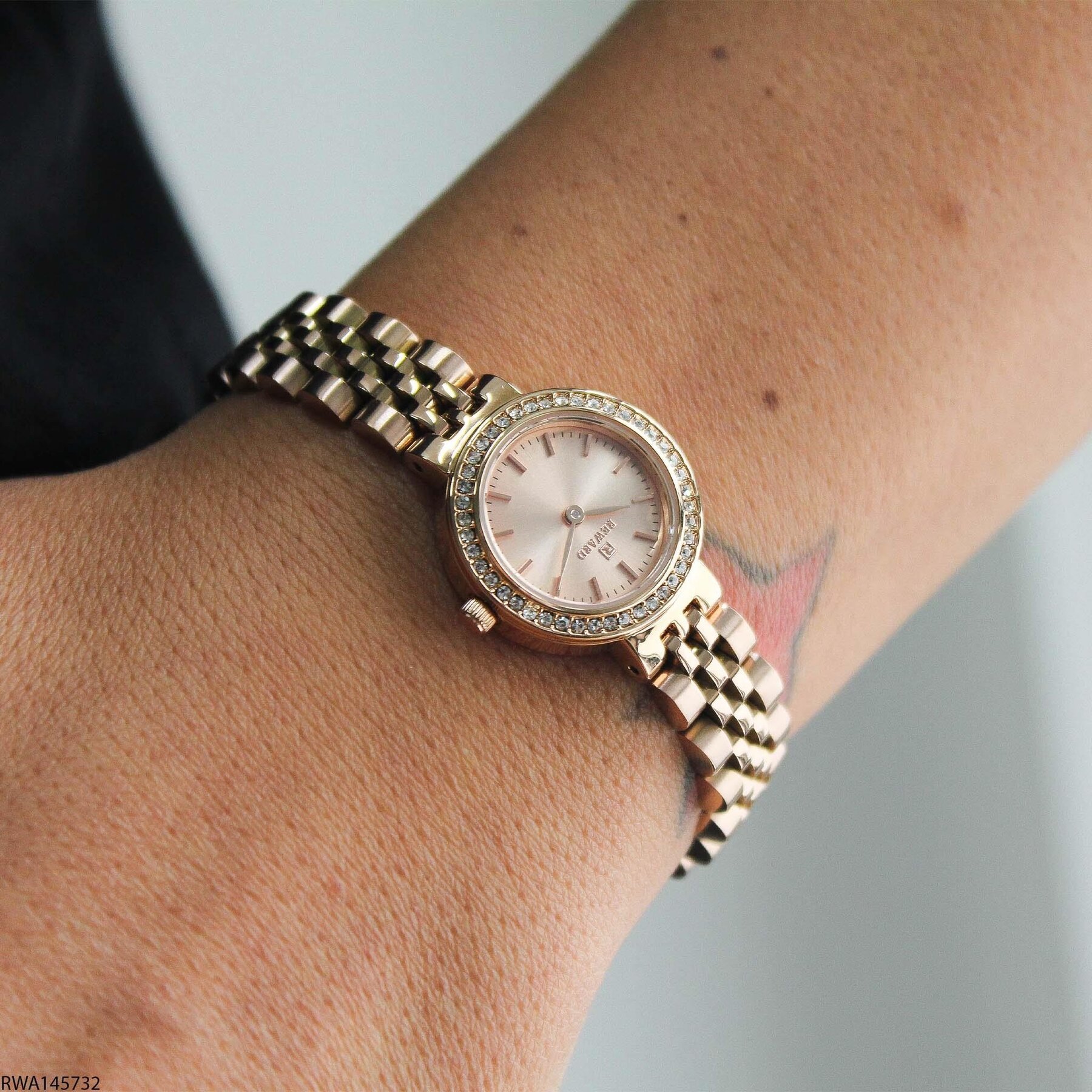 Reward RWA145732 Çelik Kordonlu Kadın Kol Saati