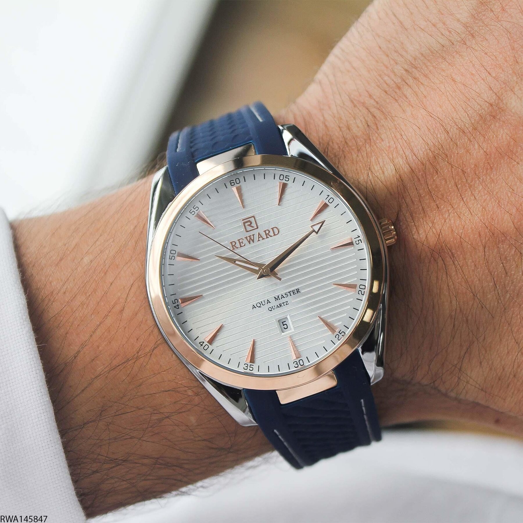 Reward RWA145847 Silikon Kordonlu Erkek Kol Saati