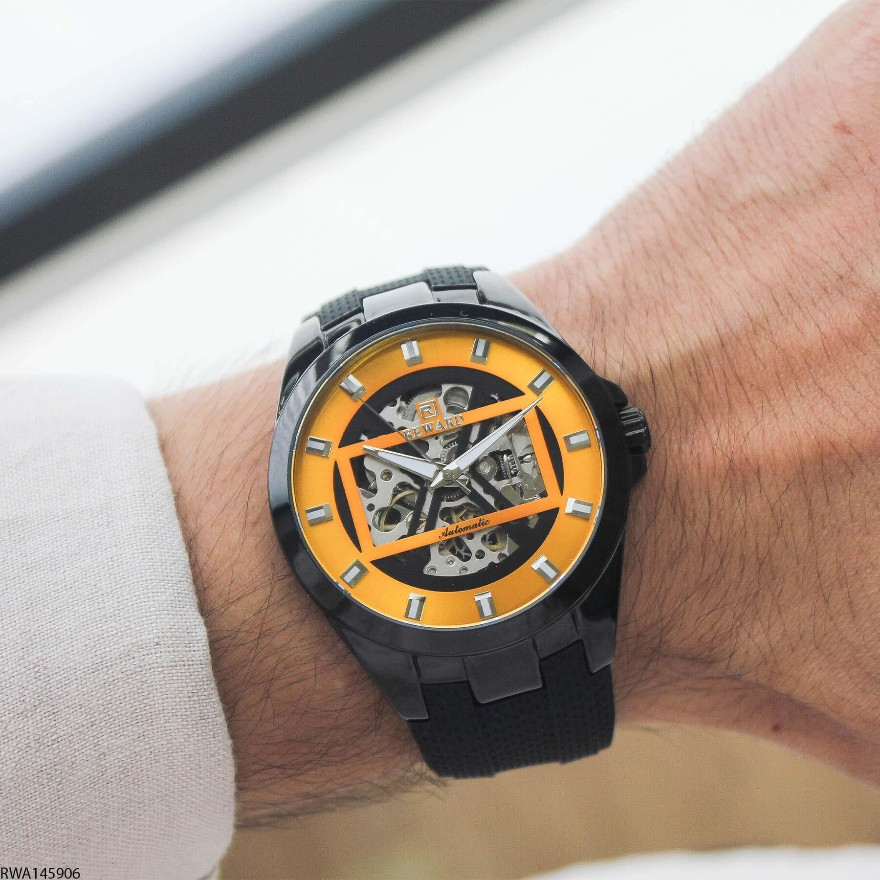 Reward RWA145906 Silikon Kordonlu Otomatik Erkek Kol Saati