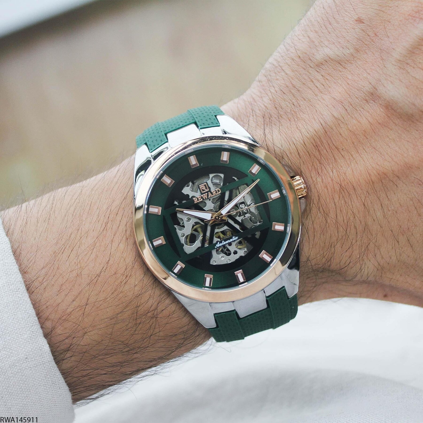 Reward RWA145911 Silikon Kordonlu Otomatik Erkek Kol Saati