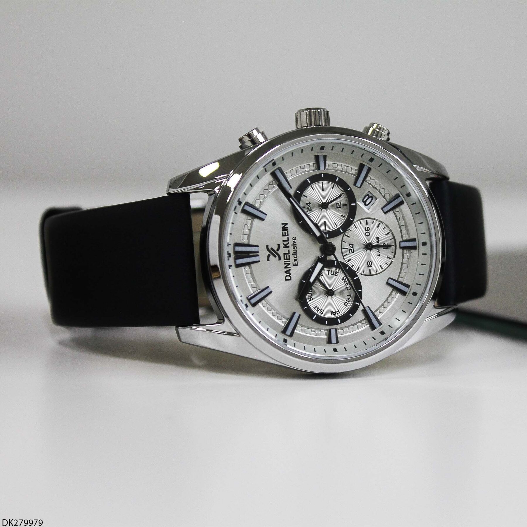 Daniel Klein DK279979 Deri Kordonlu Erkek Kol Saati