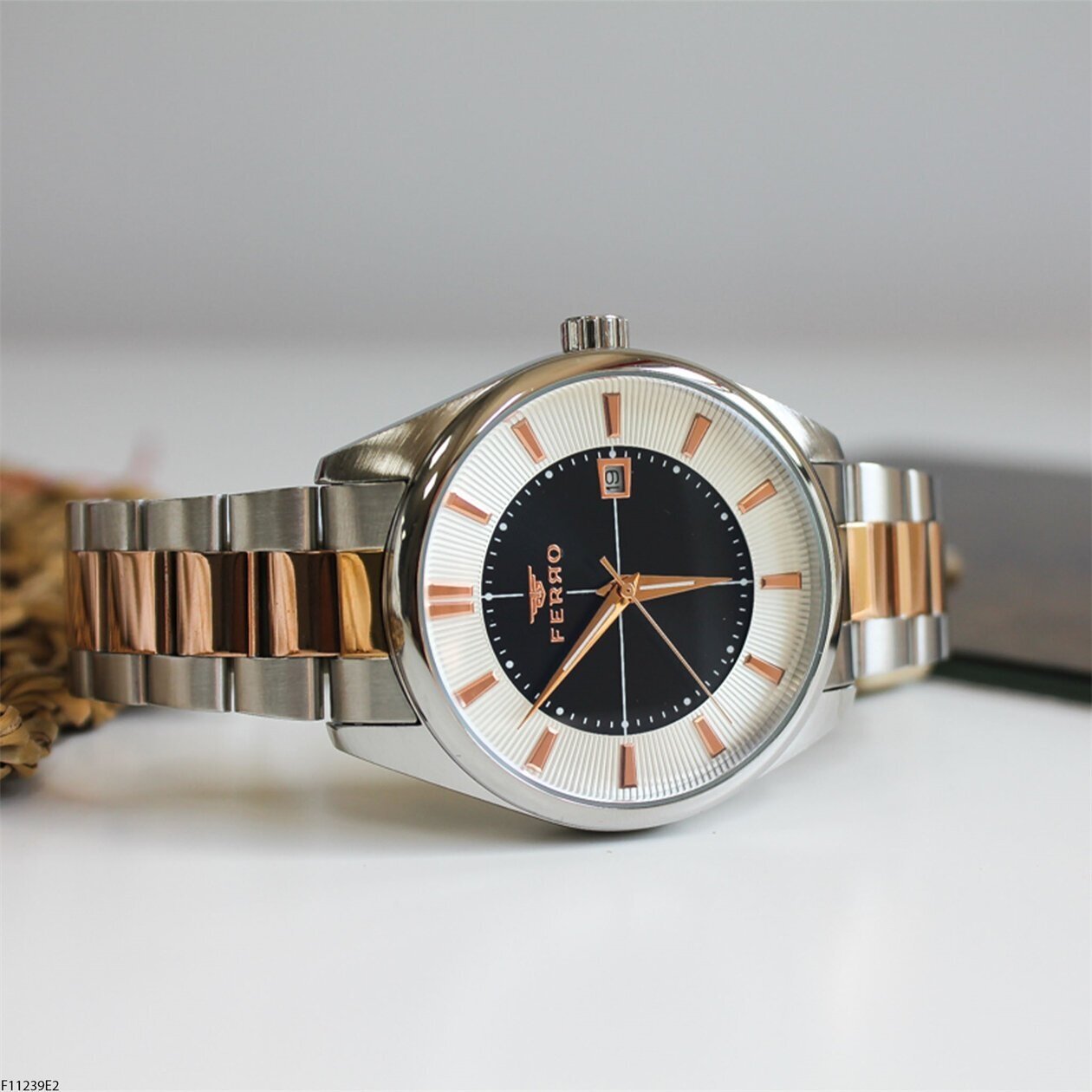 Ferro F11239E2-1 Çelik Kordonlu Erkek Kol Saati