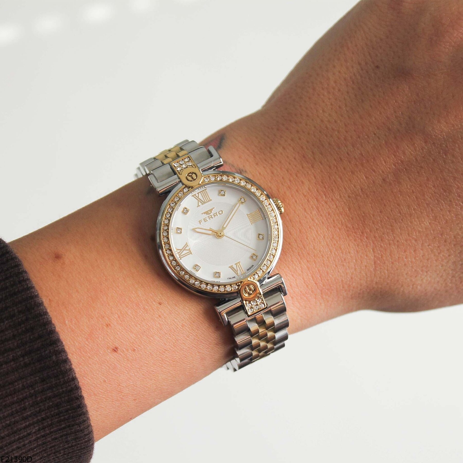 Ferro F21390D Çelik Kordonlu Kadın Kol Saati