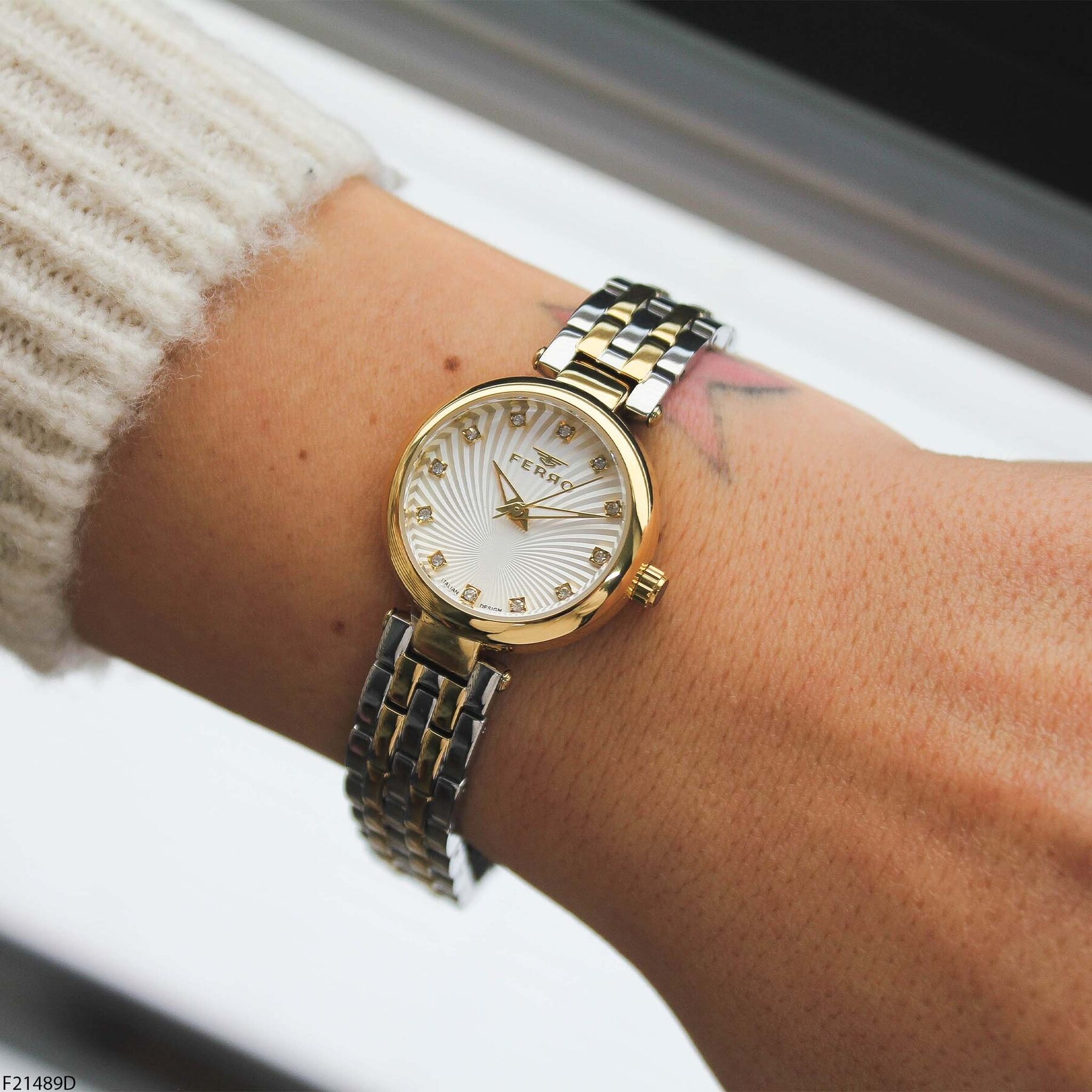 Ferro F21489D Çelik Kordonlu Kadın Kol Saati