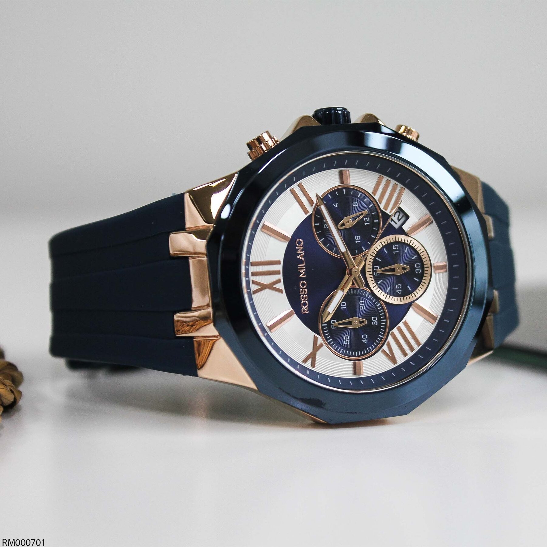 Rosso Milano RM000701 Silikon Kordonlu Erkek Kol Saati