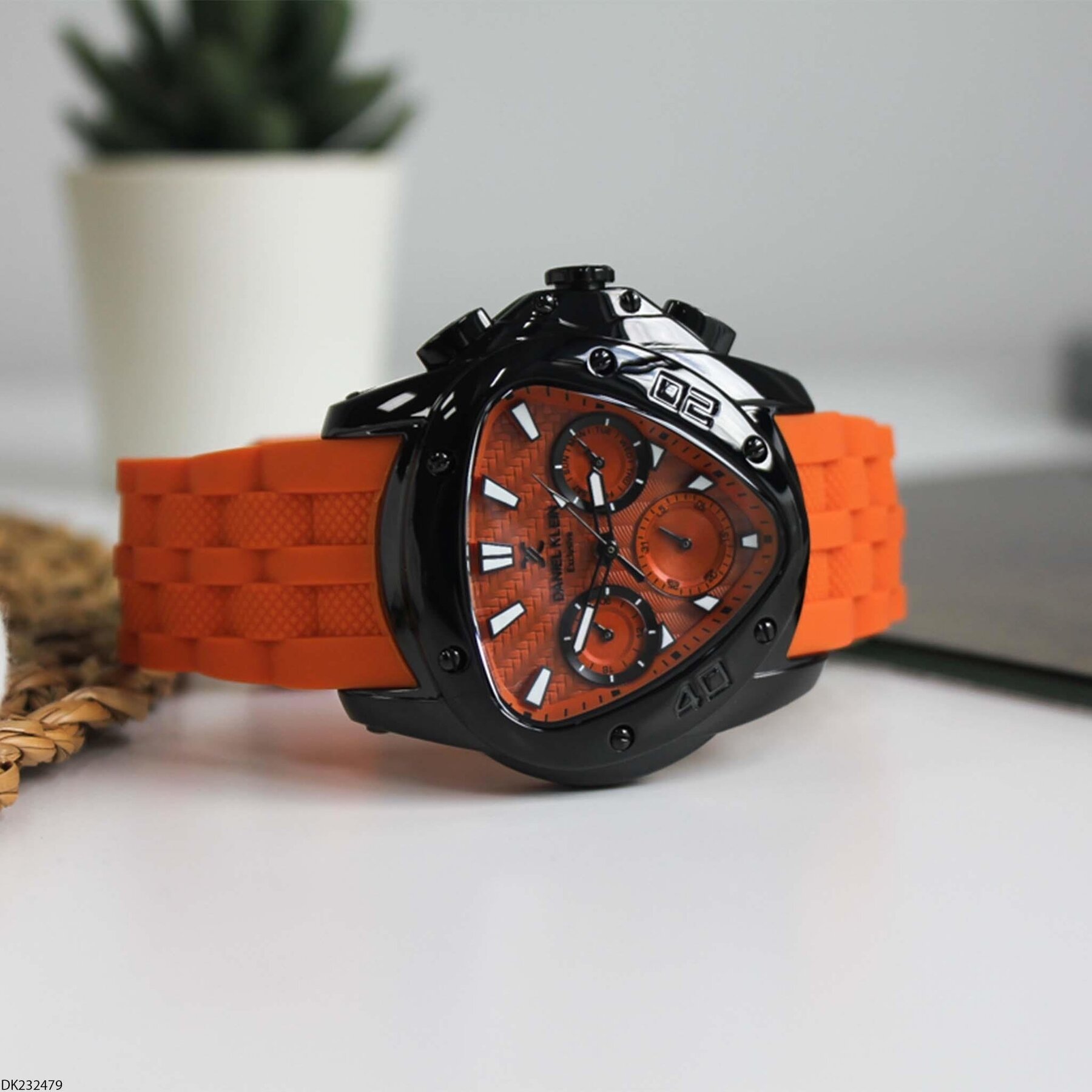 Daniel Klein DK232479 Silikon Kordonlu Erkek Kol Saati