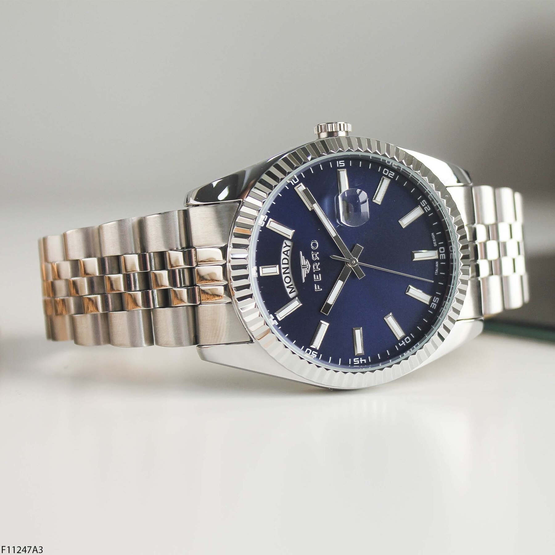 Ferro F11247A3 Çelik Kordonlu Erkek Kol Saati