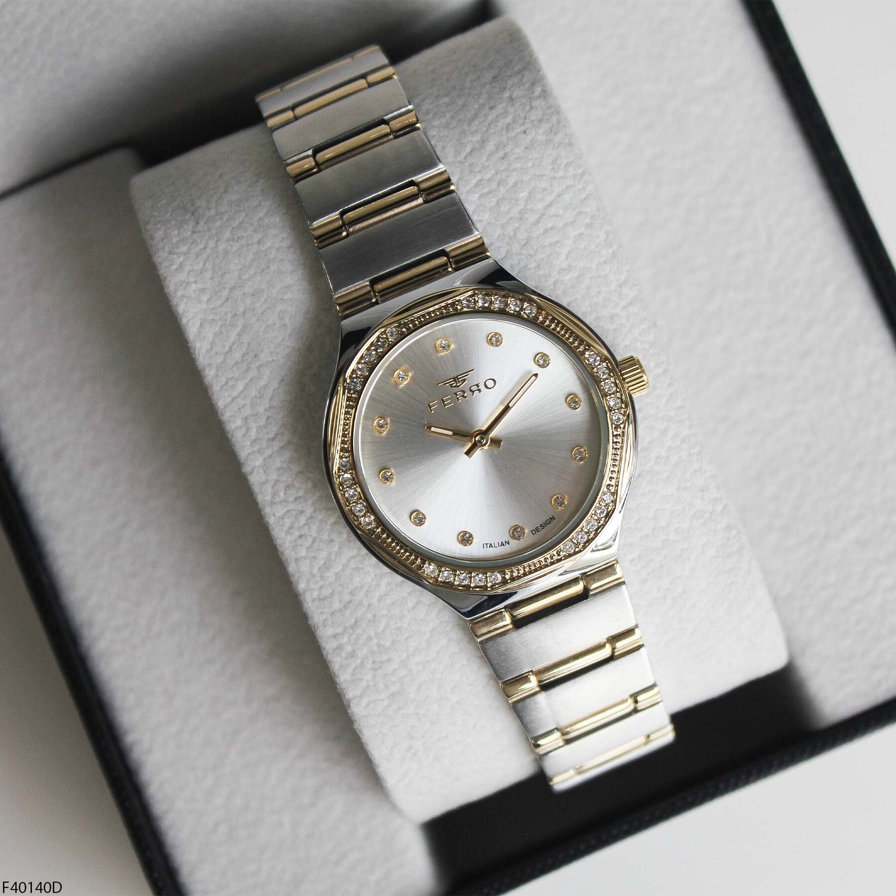 Ferro F40140D Çelik Kordonlu Kadın Kol Saati