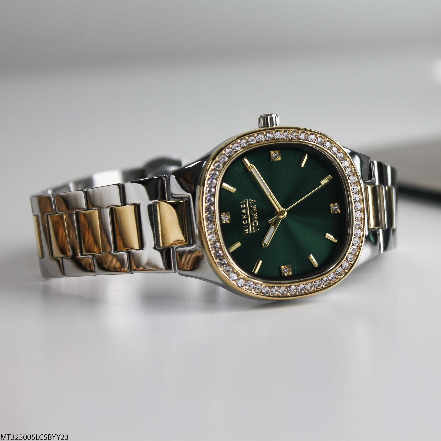 Michael Tommy MT325005LCSBYY23 Çelik Kordonlu Kadın Kol Saati