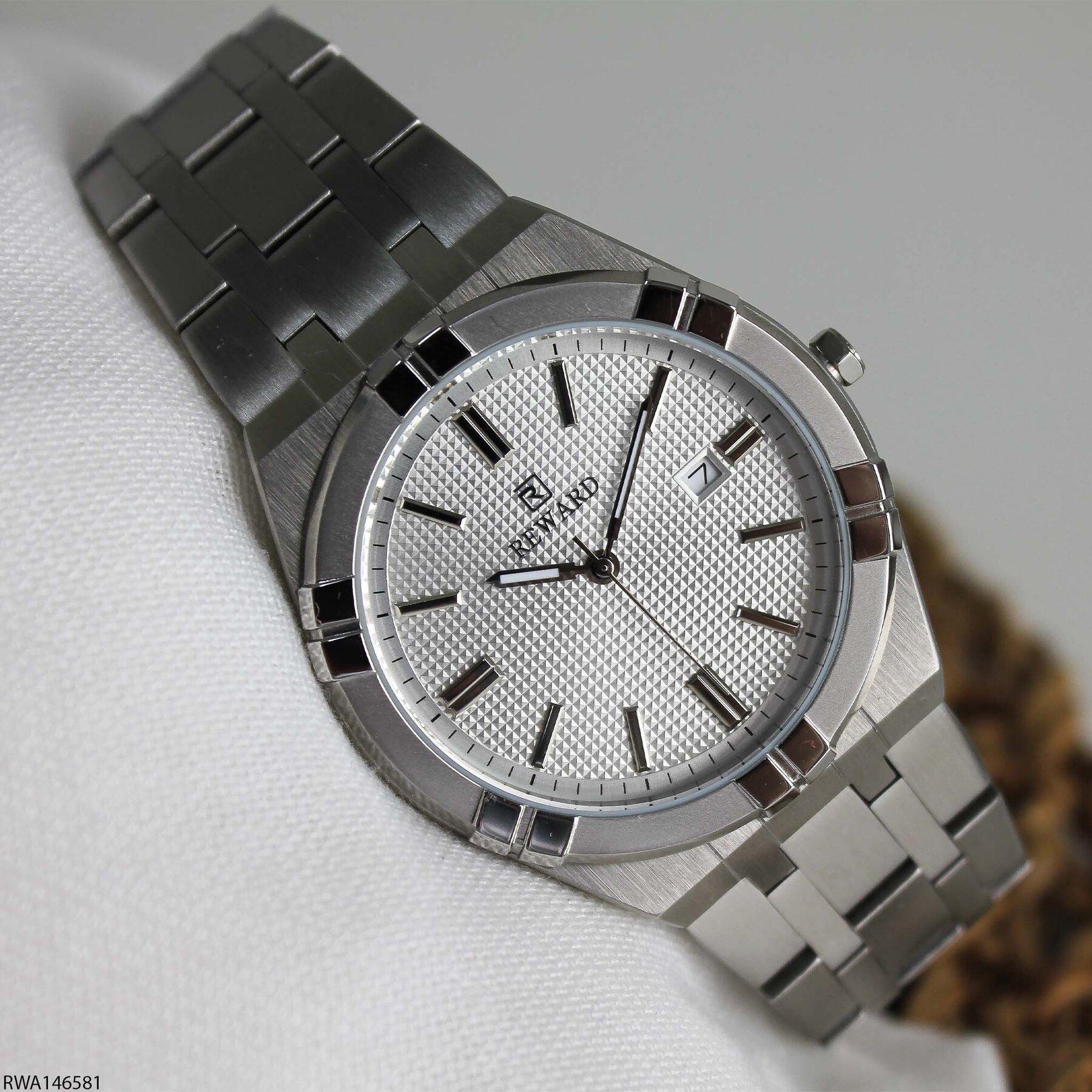 Reward RWA146581 Çelik Kordonlu Erkek Kol Saati